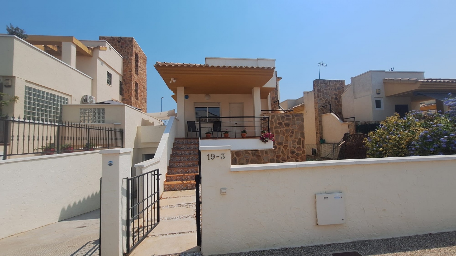 Återförsäljning - Villa - Guardamar del Segura - El Raso