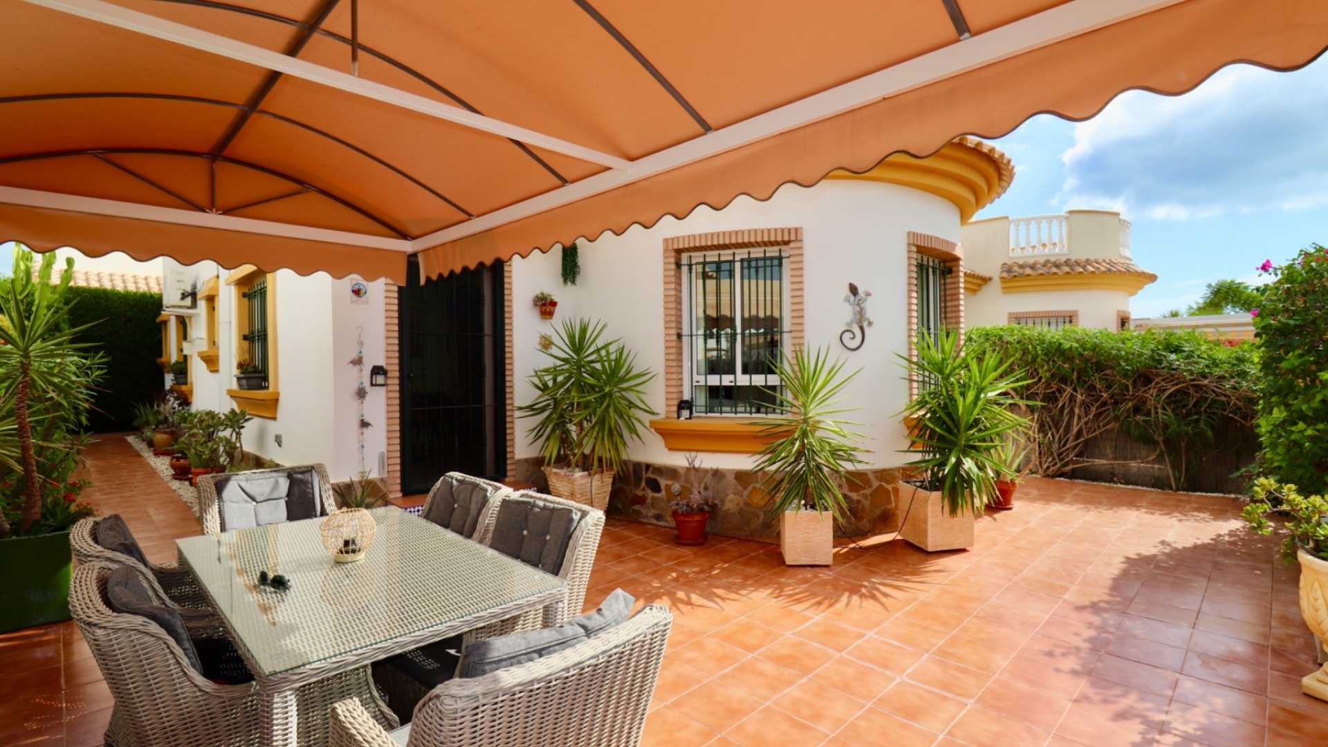 Återförsäljning - Villa - Guardamar del Segura - El Raso