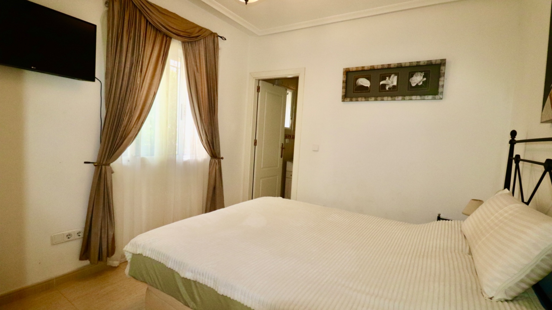 Återförsäljning - Villa - Guardamar del Segura - El Raso