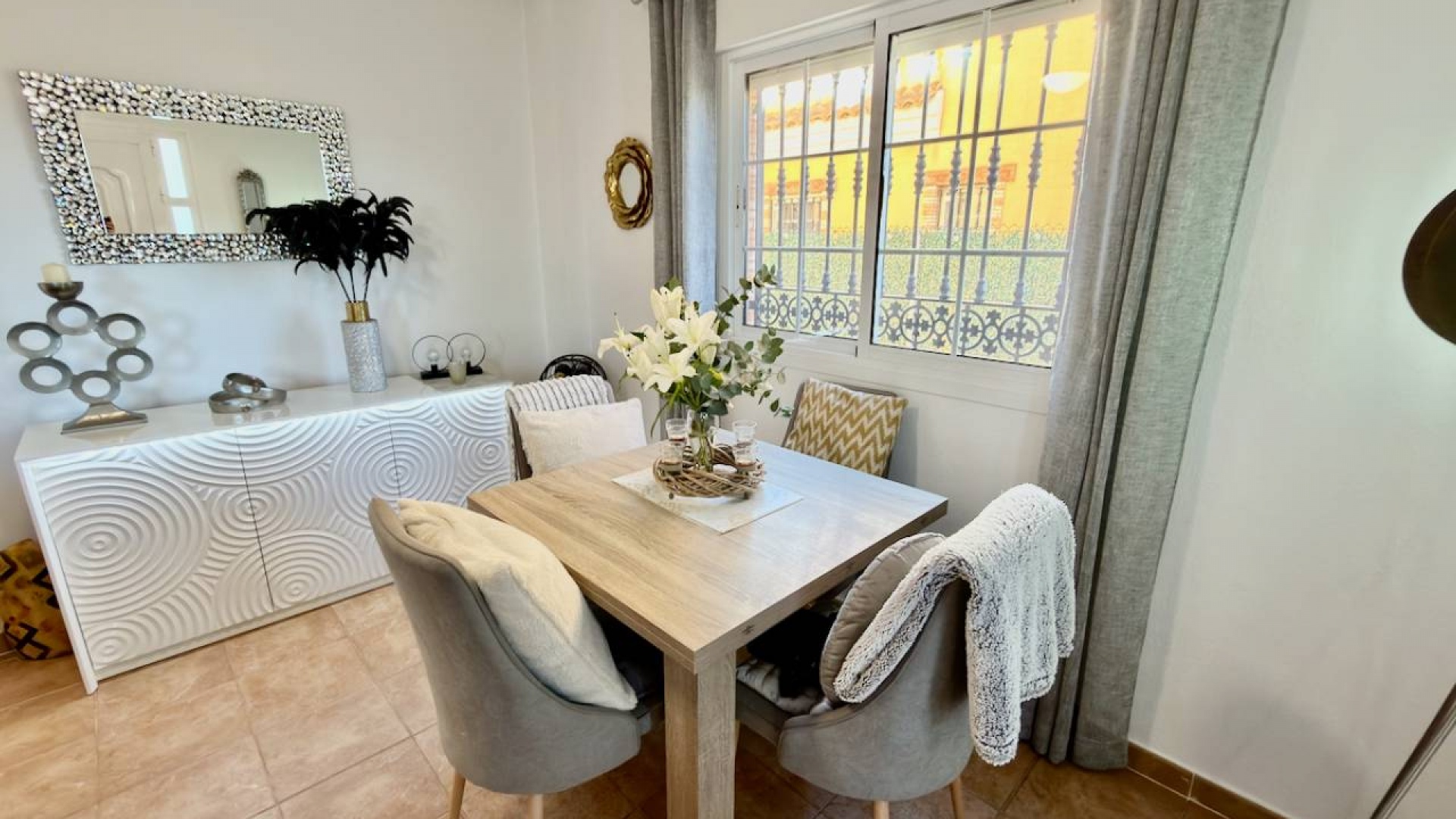 Återförsäljning - Villa - Guardamar del Segura - El Raso