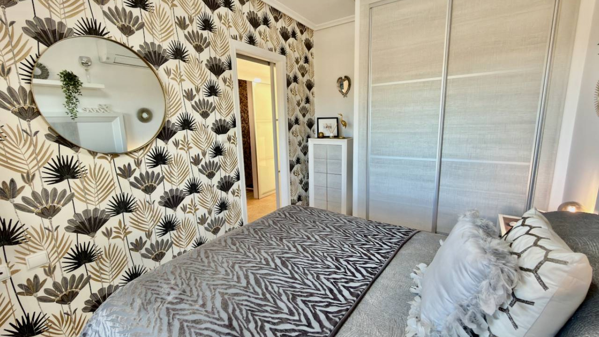 Återförsäljning - Villa - Guardamar del Segura - El Raso