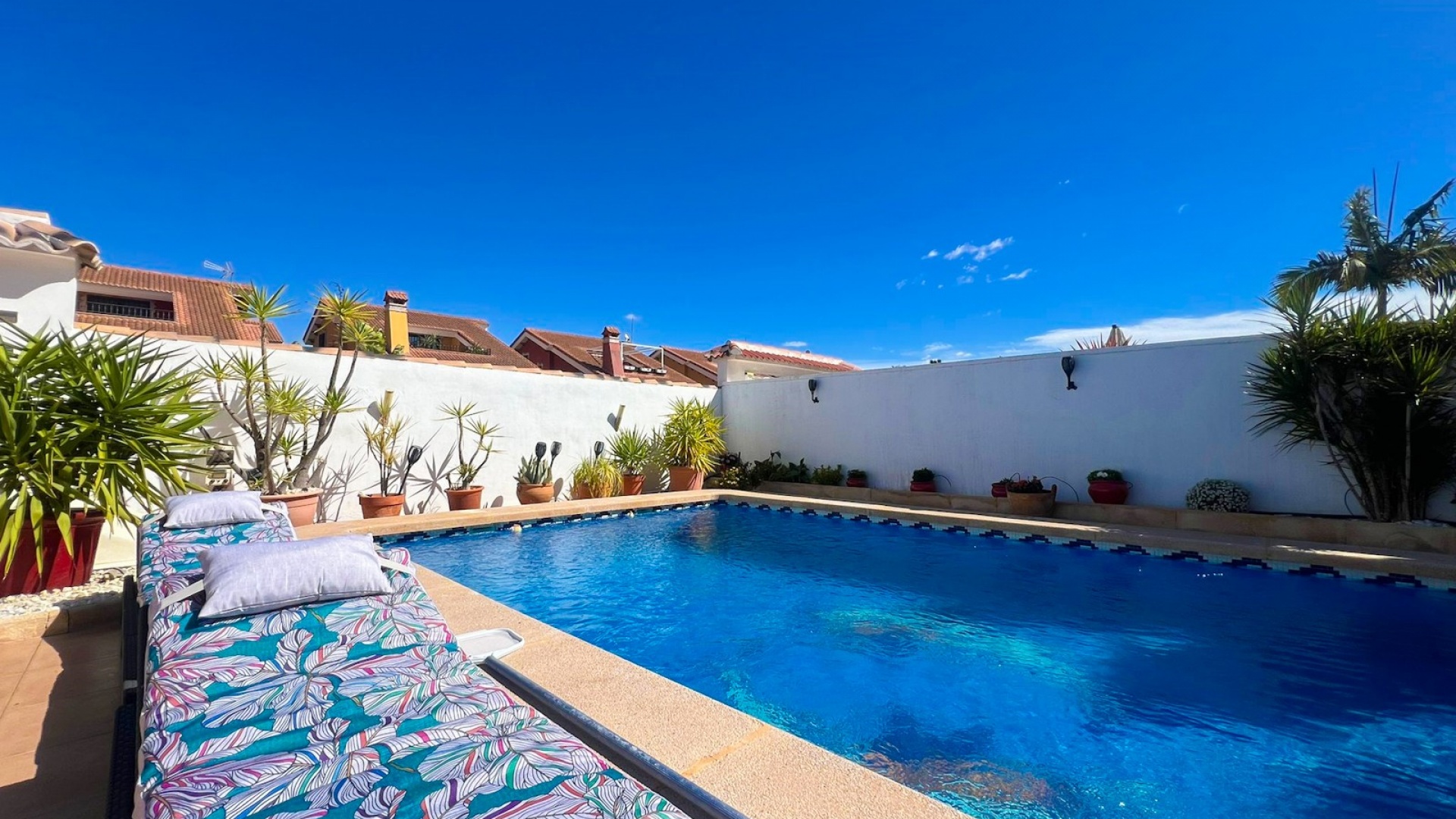 Återförsäljning - Villa - Guardamar del Segura - El Raso