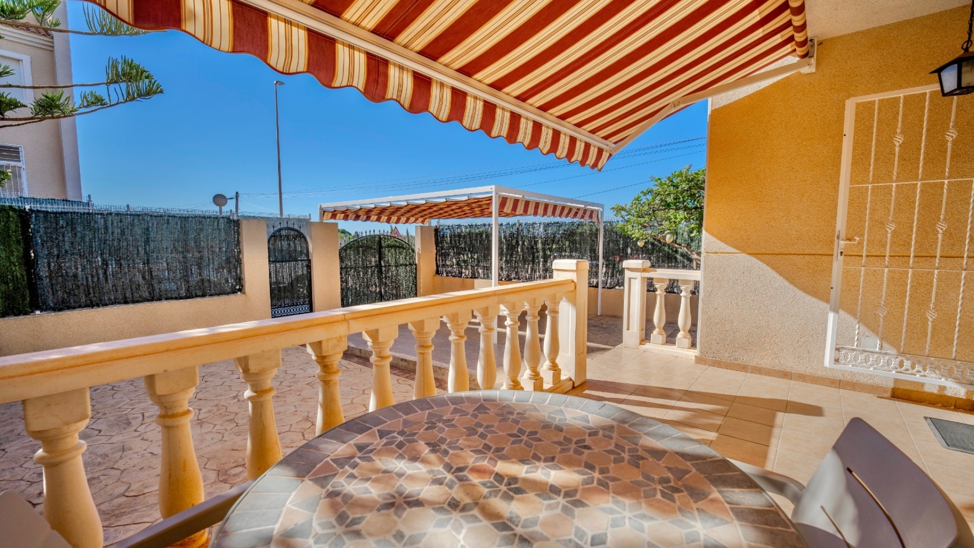 Återförsäljning - Villa - Guardamar del Segura - Lomas de Polo-Pinomar