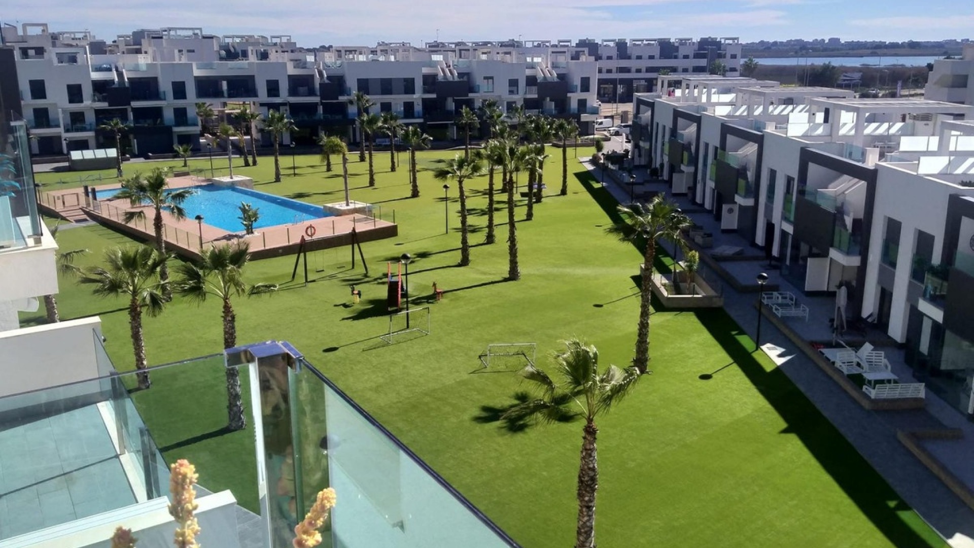 Återförsäljning - Villa - Guardamar del Segura - Urbanización El Raso
