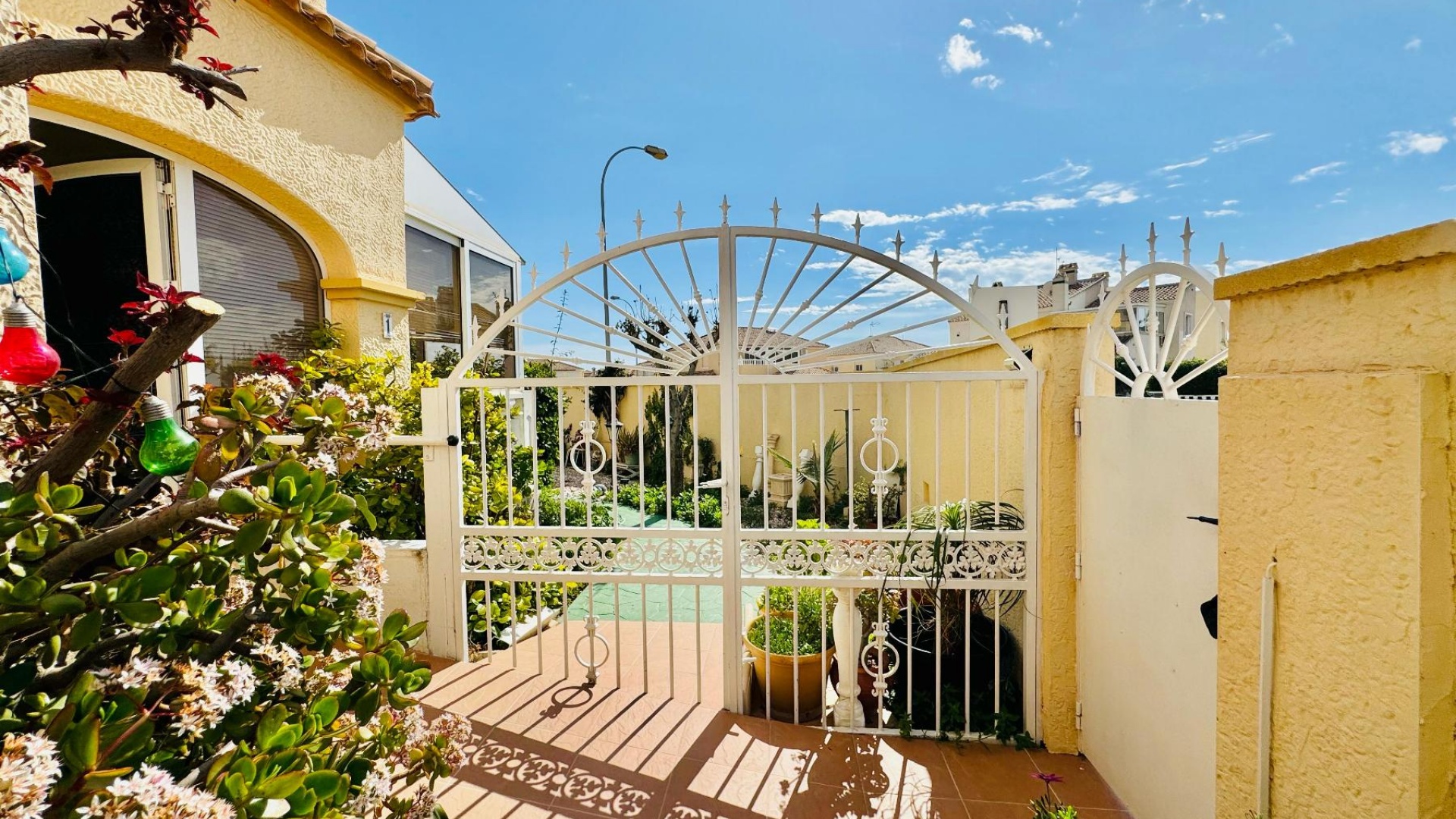 Återförsäljning - Villa - La Florida  - Al Andalus