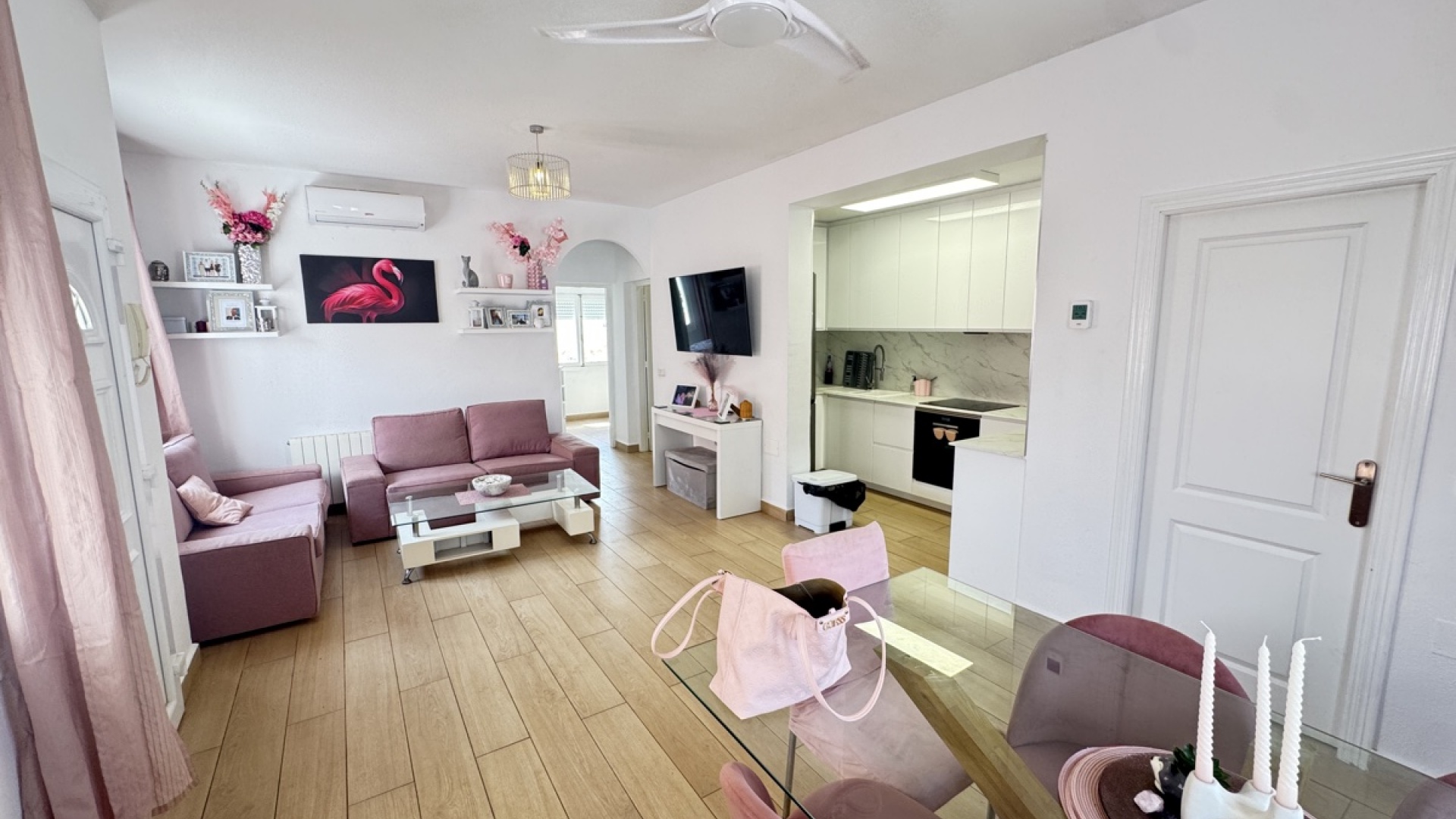 Återförsäljning - Villa - La Florida  - La Florida