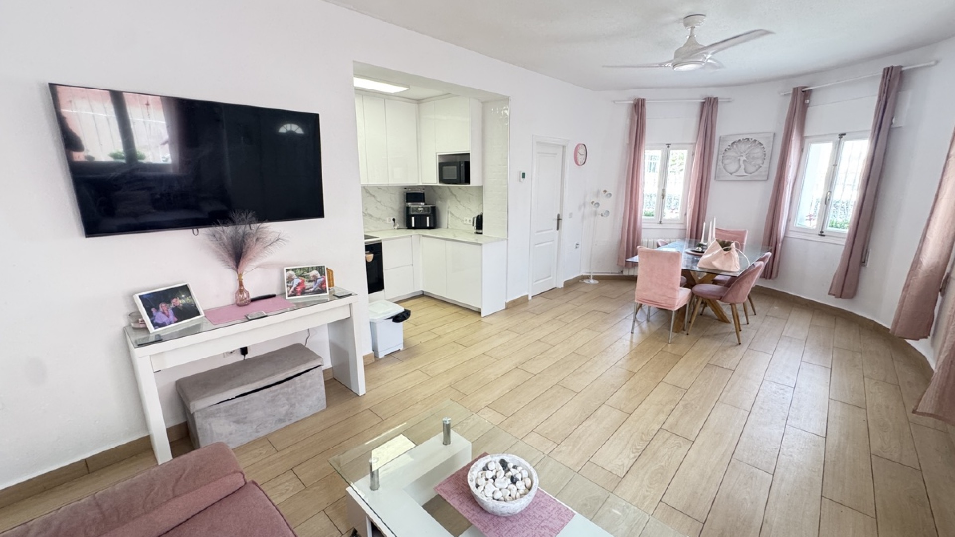 Återförsäljning - Villa - La Florida  - La Florida