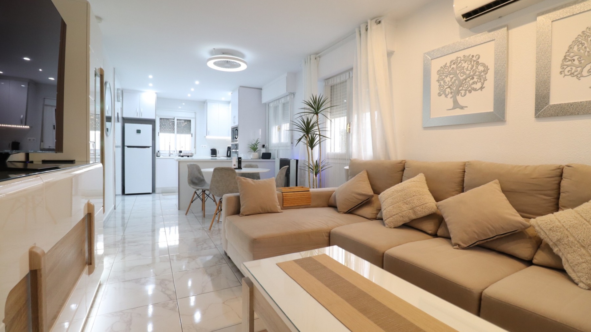 Återförsäljning - Villa - La Florida  - La Florida