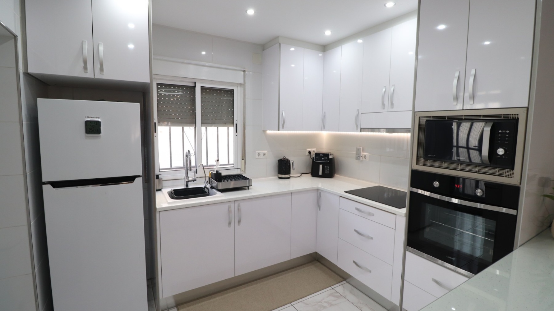 Återförsäljning - Villa - La Florida  - La Florida