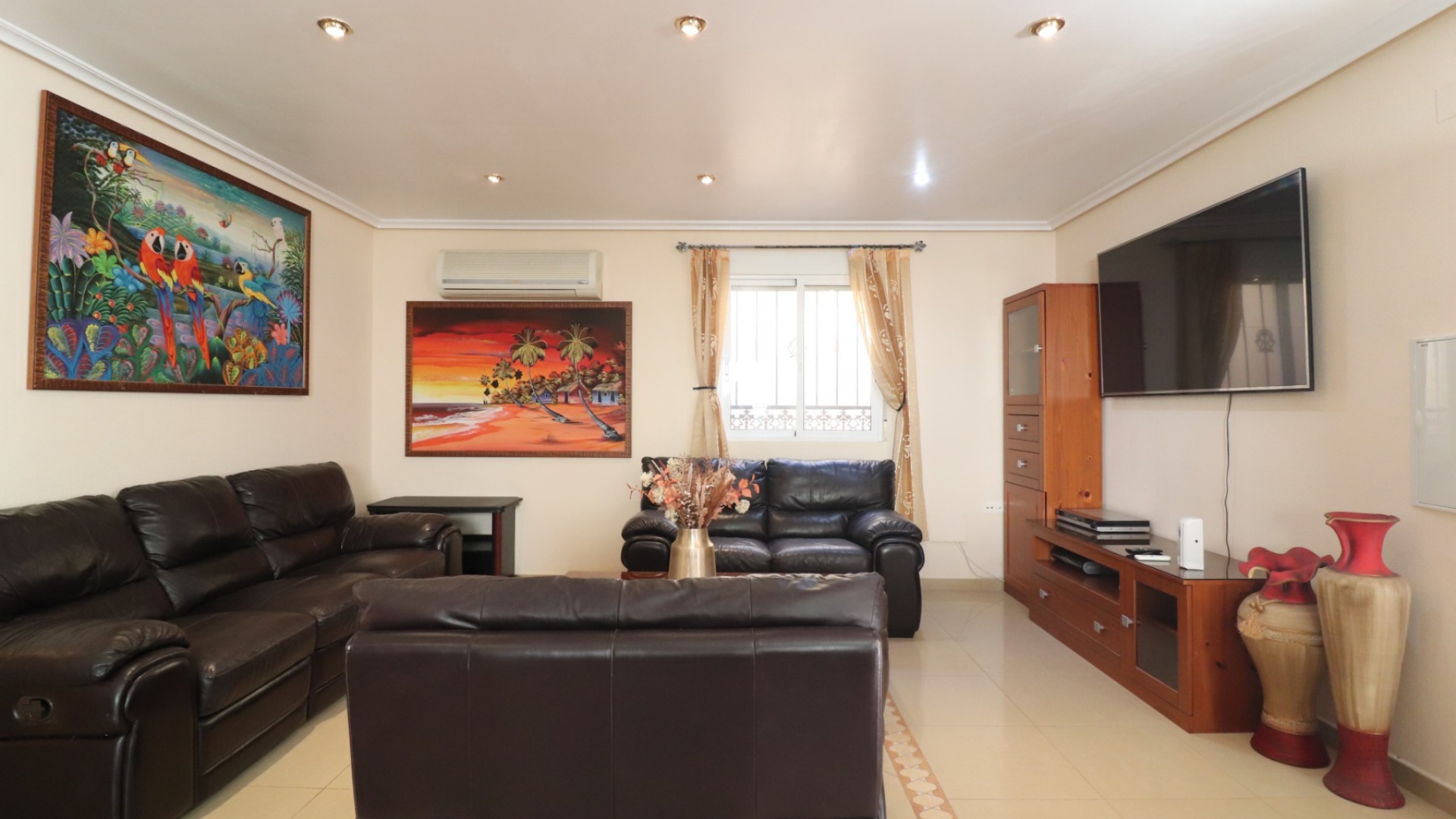 Återförsäljning - Villa - La Marina