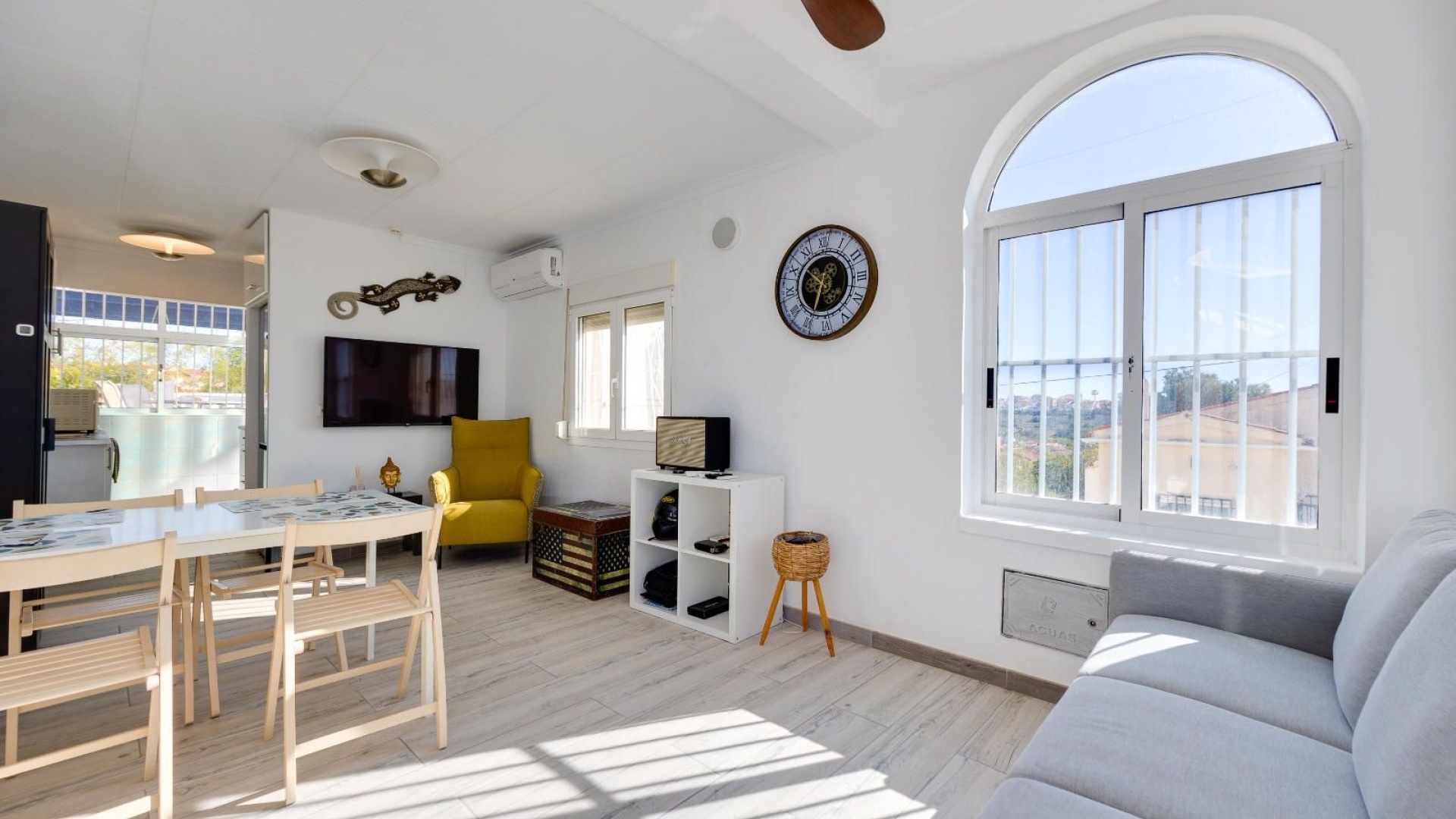 Återförsäljning - Villa - La Marina