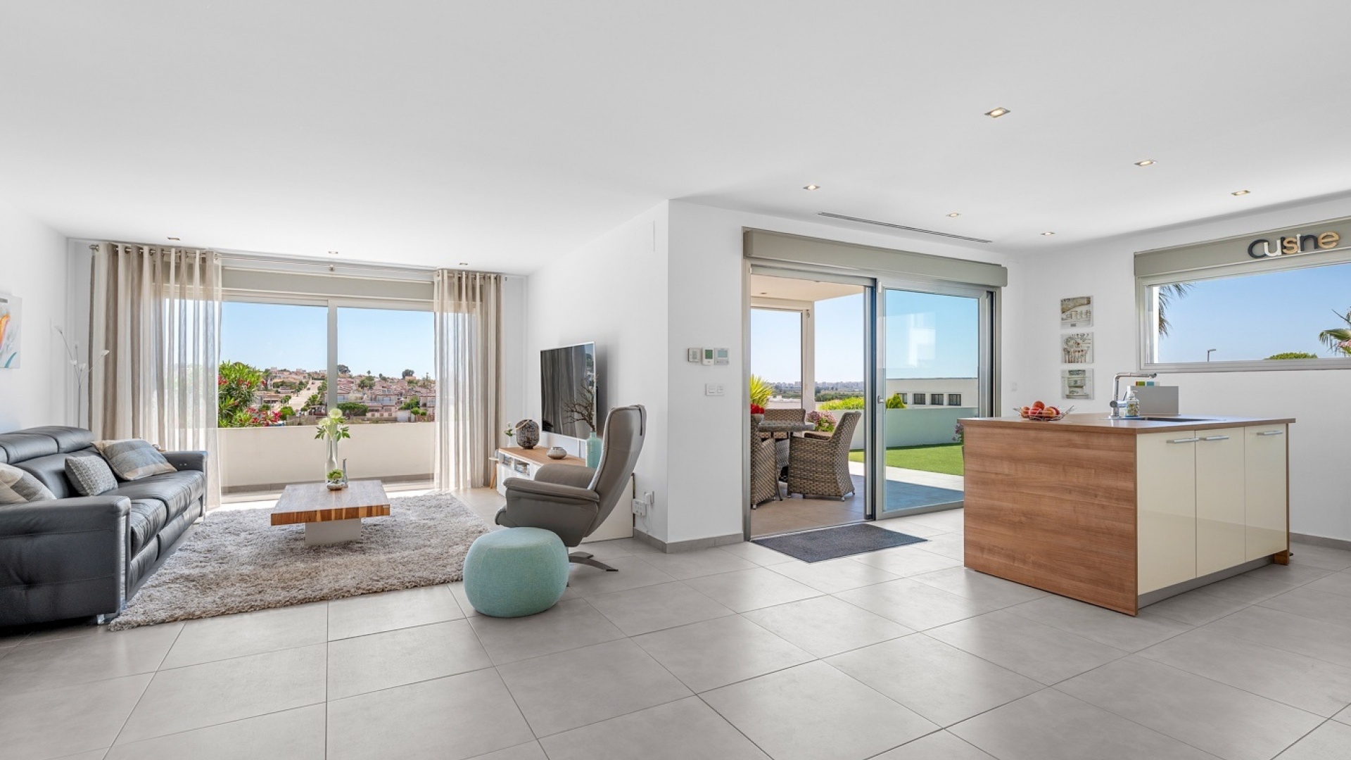 Återförsäljning - Villa - La Marina