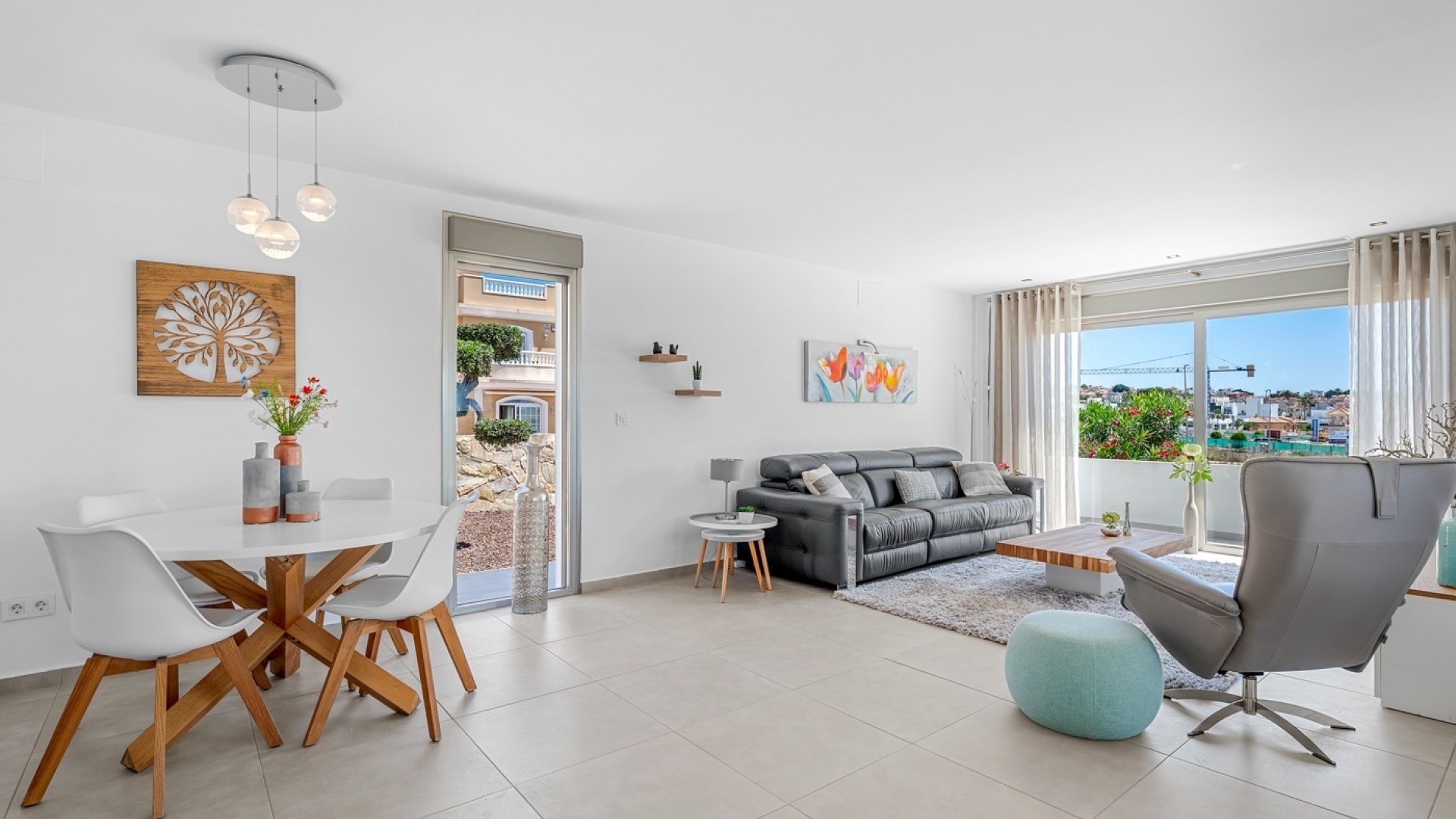 Återförsäljning - Villa - La Marina