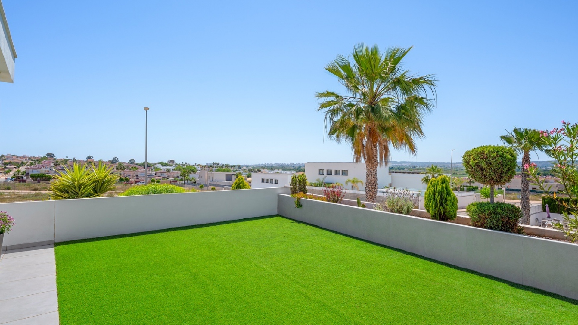 Återförsäljning - Villa - La Marina