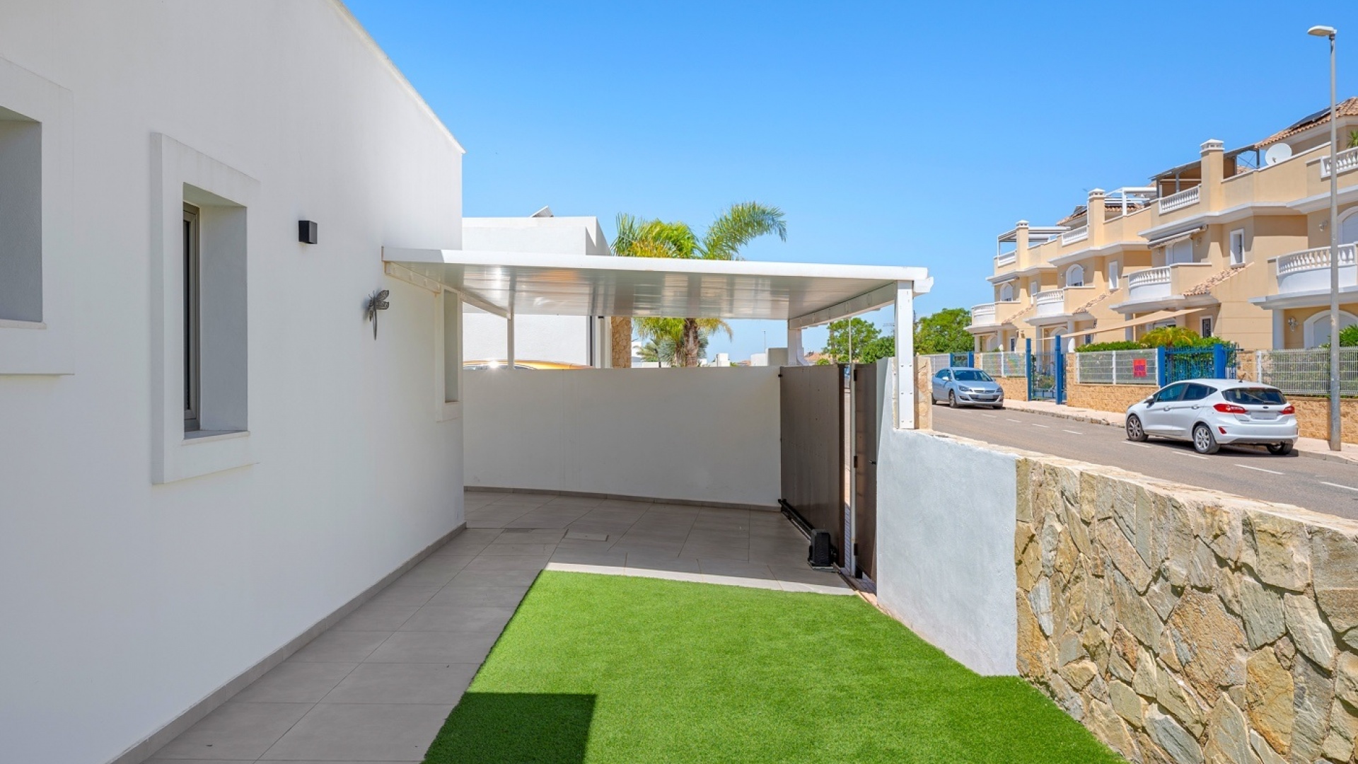 Återförsäljning - Villa - La Marina