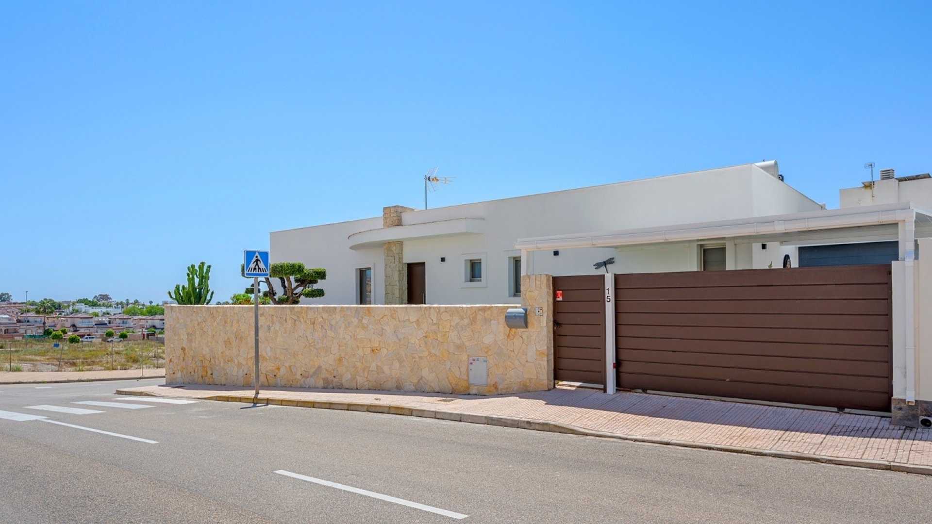 Återförsäljning - Villa - La Marina