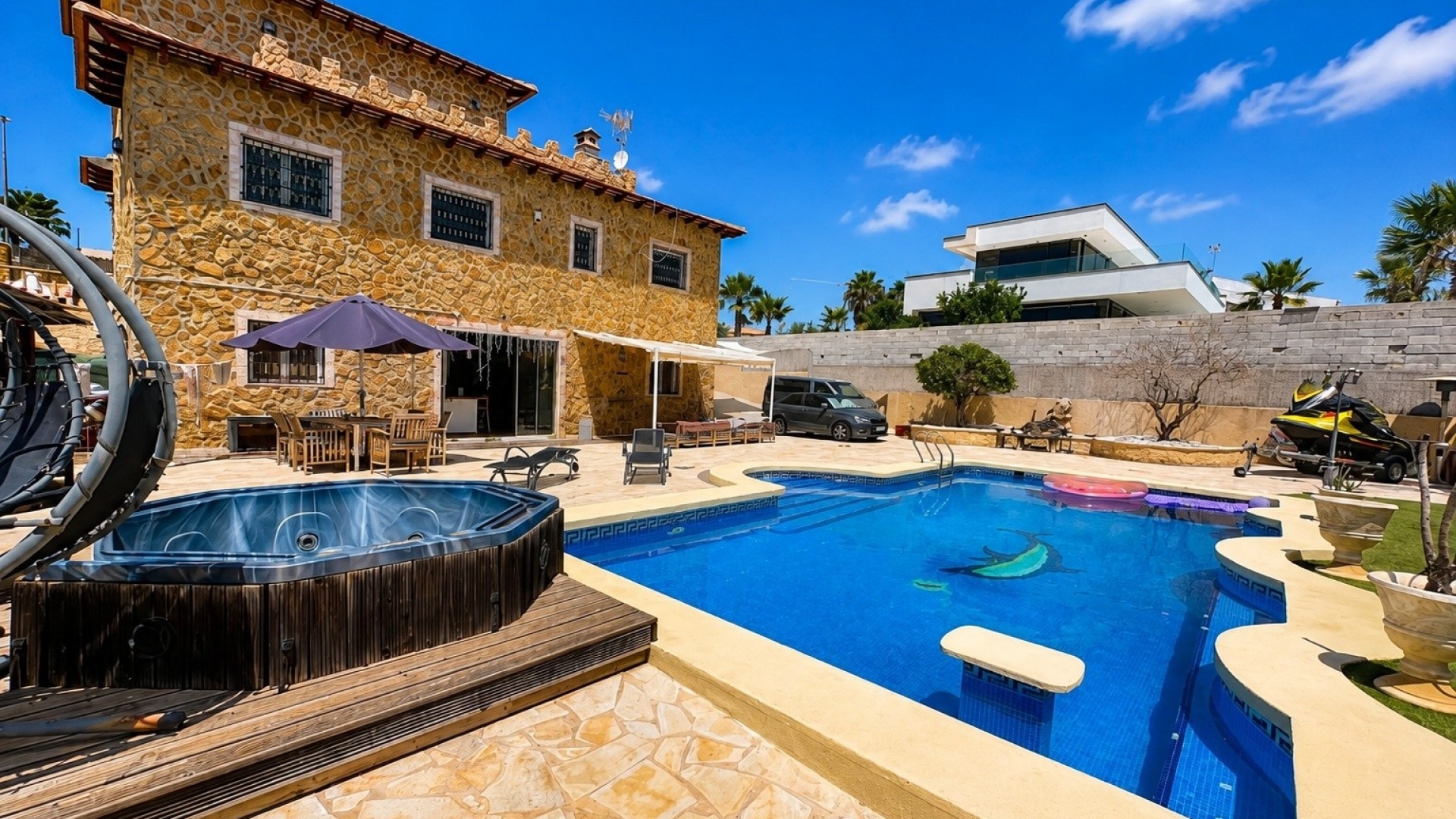 Återförsäljning - Villa - La Marina