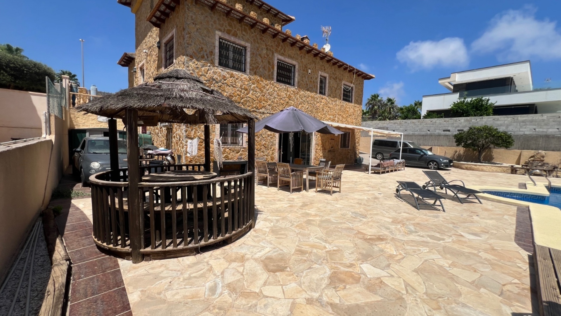 Återförsäljning - Villa - La Marina