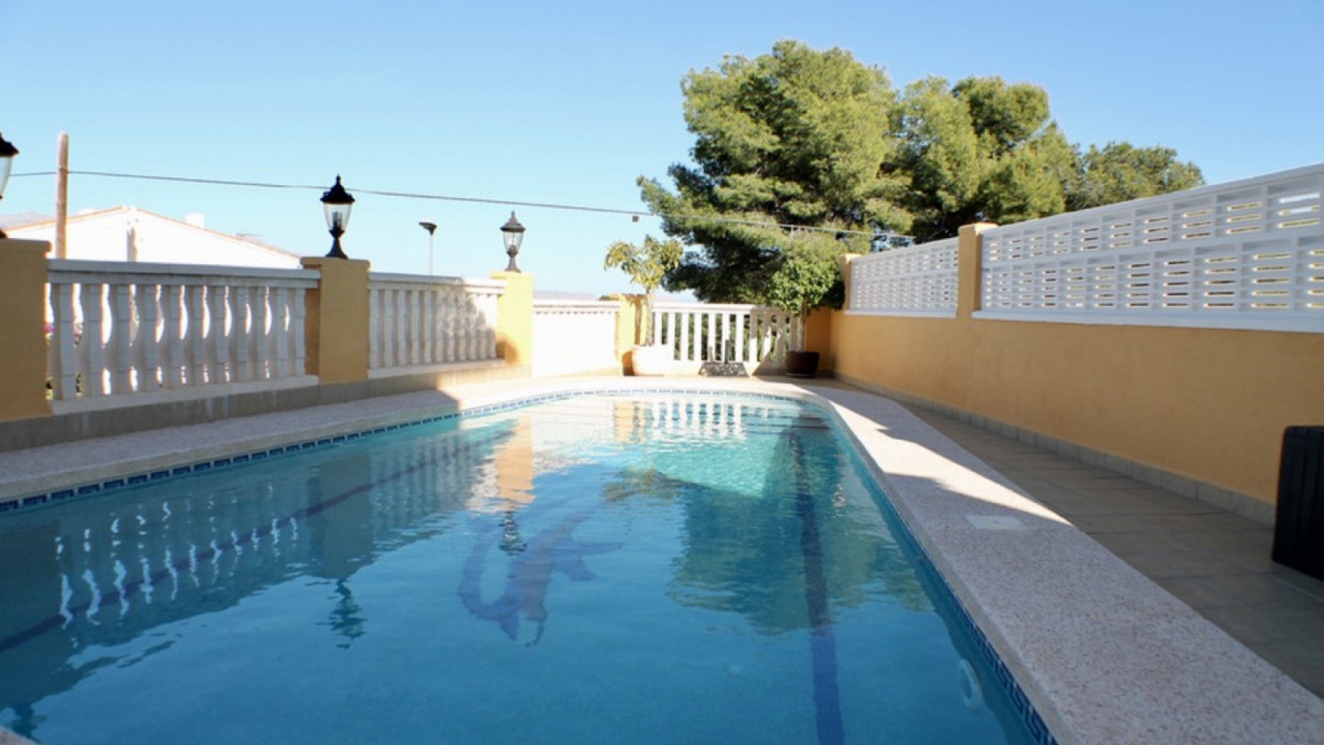 Återförsäljning - Villa - La Nucia - La Nucia Centro