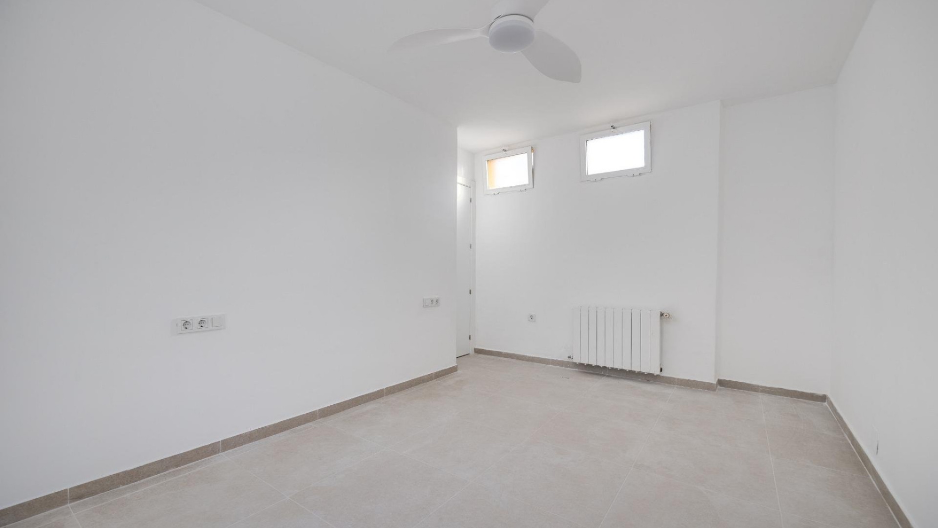 Återförsäljning - Villa - La Zenia - san jose