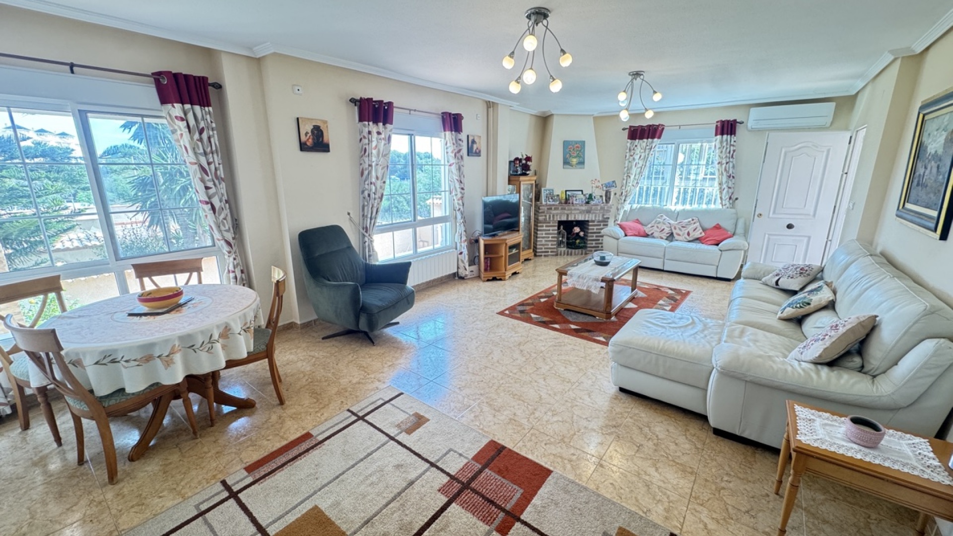 Återförsäljning - Villa - La Zenia