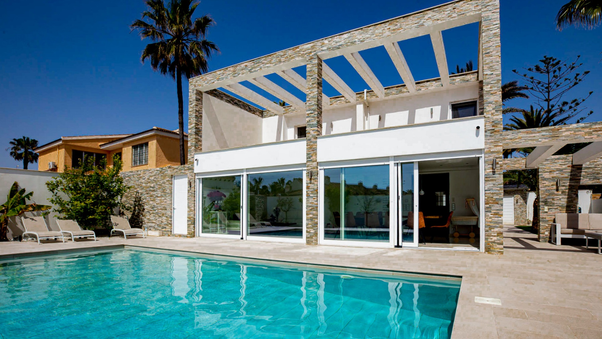 Återförsäljning - Villa - La Zenia