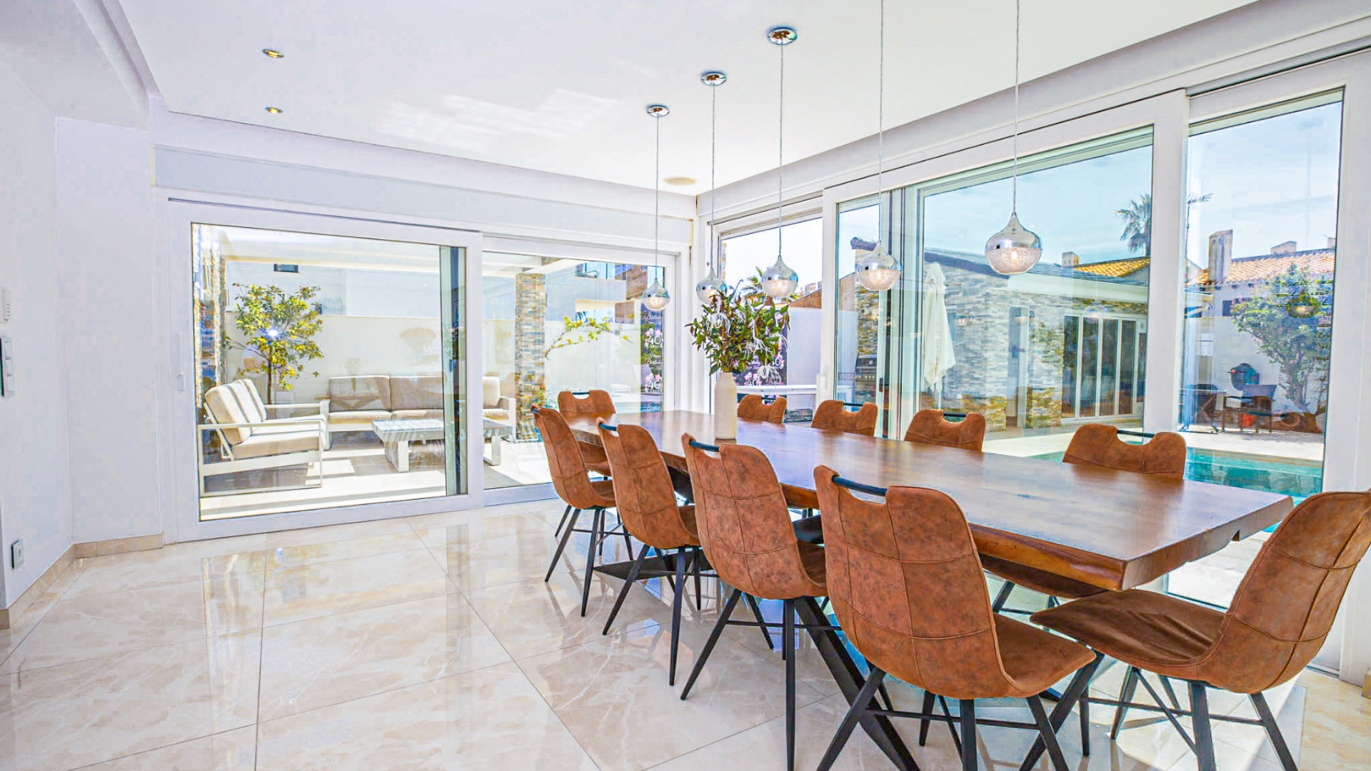 Återförsäljning - Villa - La Zenia