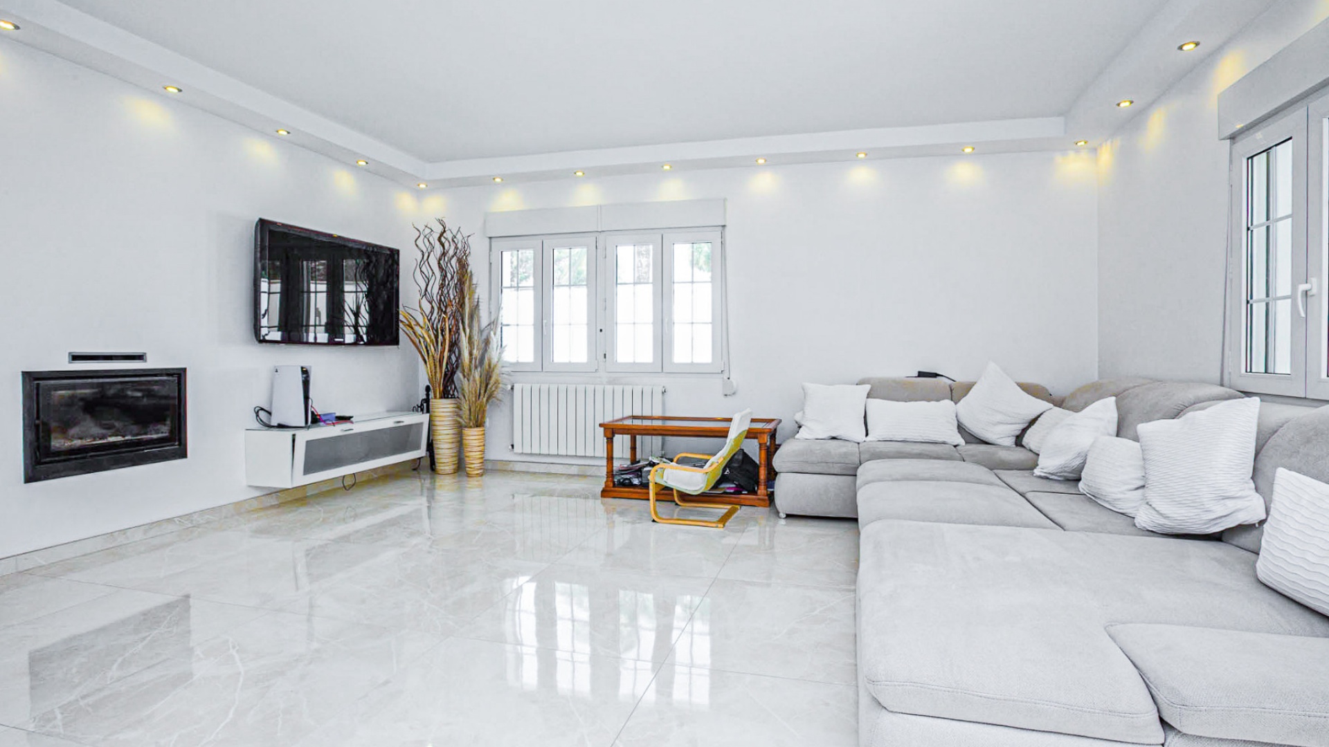 Återförsäljning - Villa - La Zenia