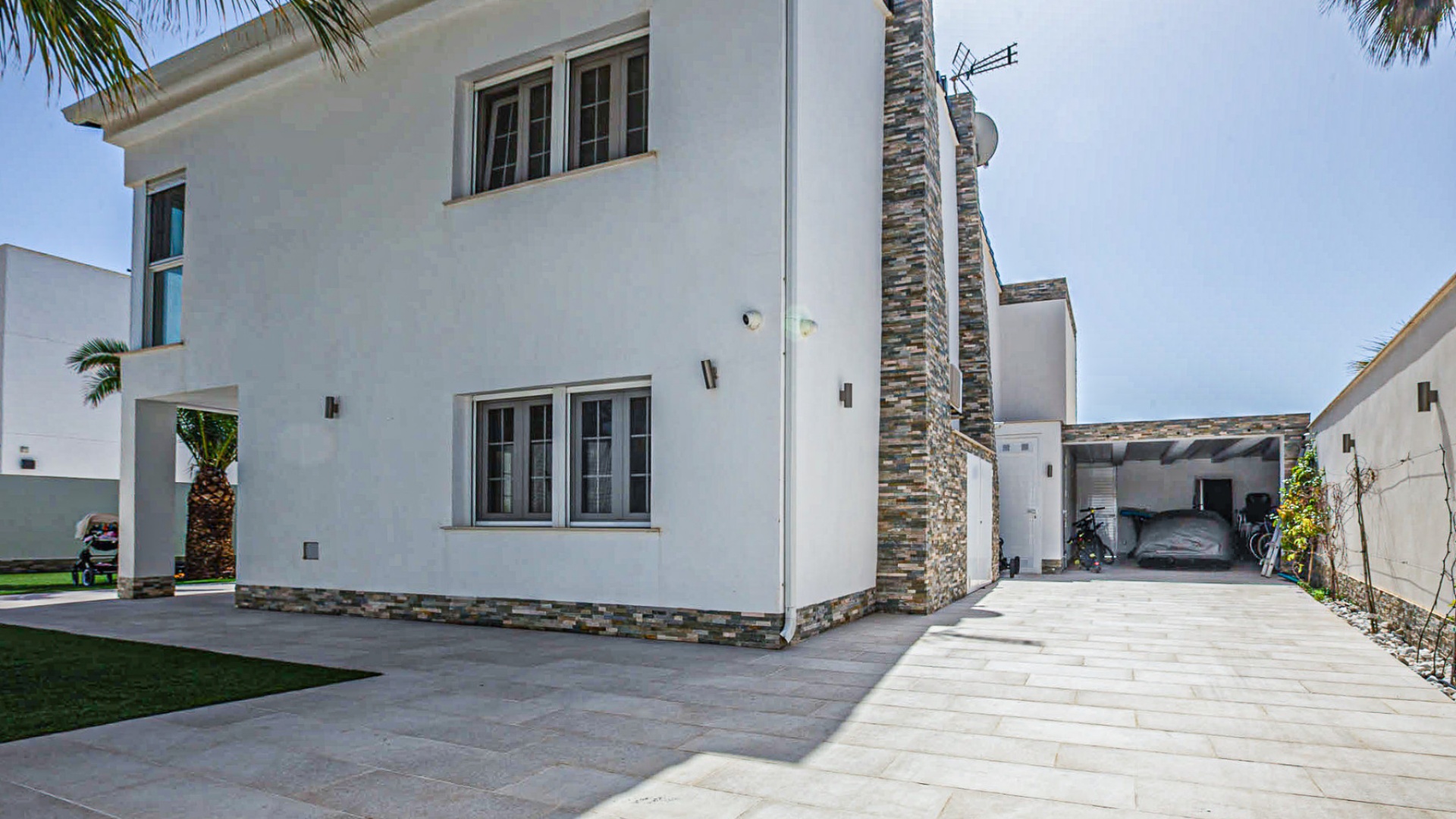 Återförsäljning - Villa - La Zenia