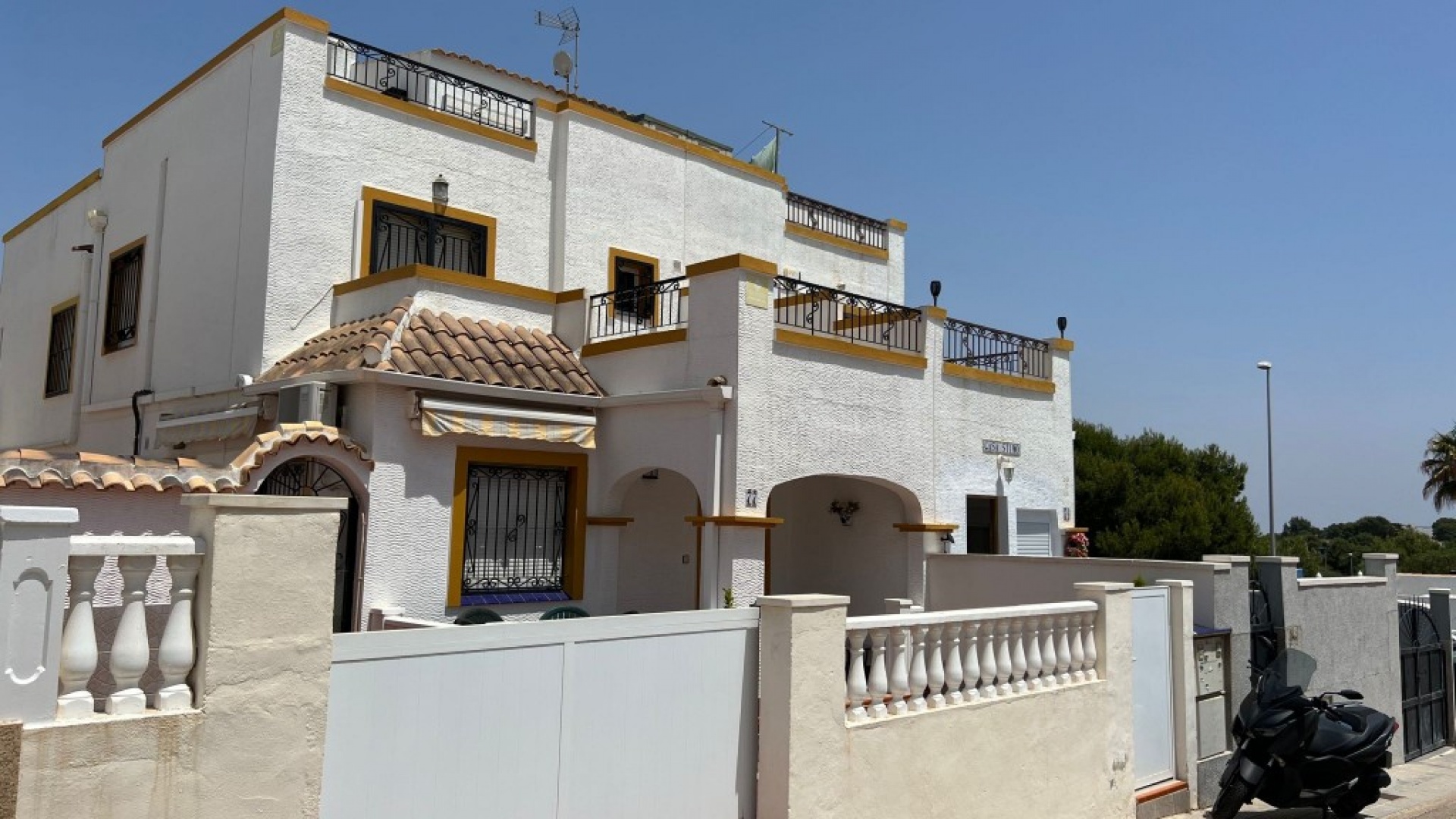 Återförsäljning - Villa - Los Altos - dream hills