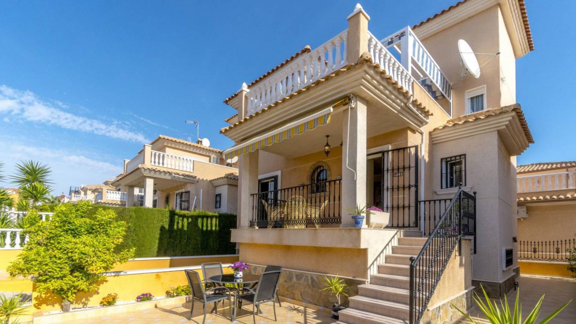 Återförsäljning - Villa - Los Altos - royal park