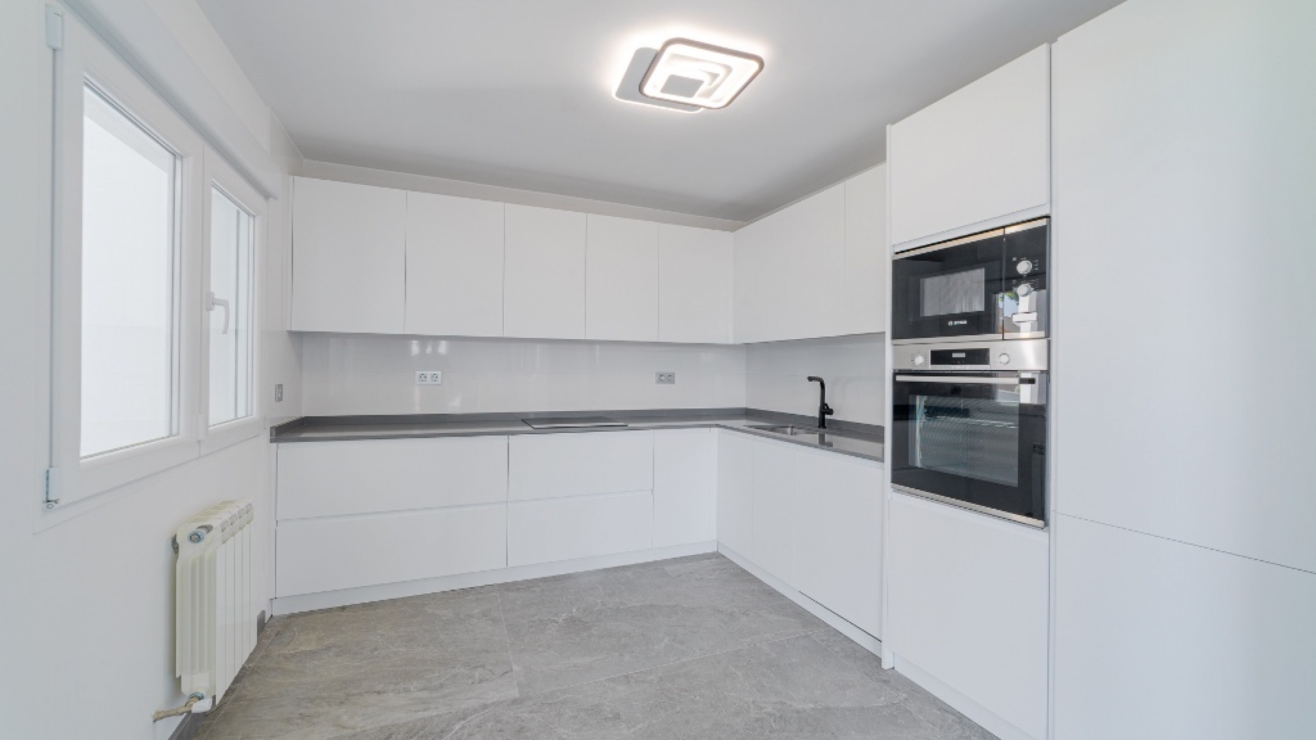 Återförsäljning - Villa - Los Balcones