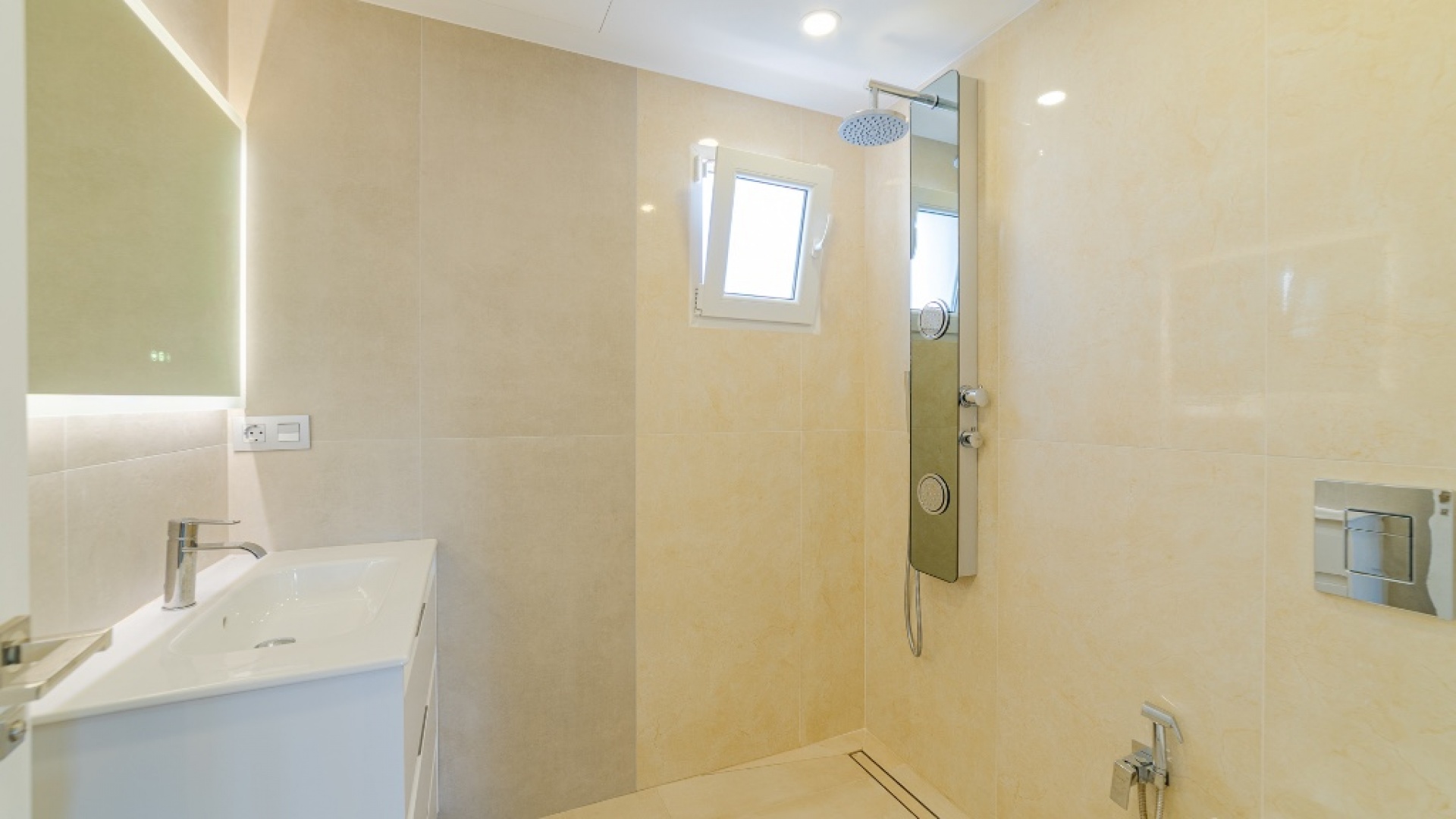 Återförsäljning - Villa - Los Balcones