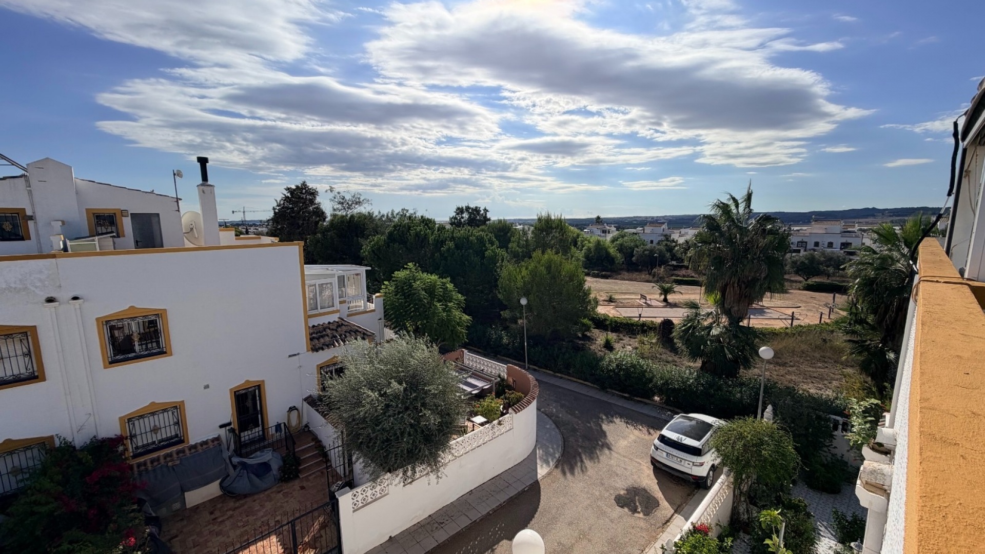 Återförsäljning - Villa - Los Montesinos - entre naranjos