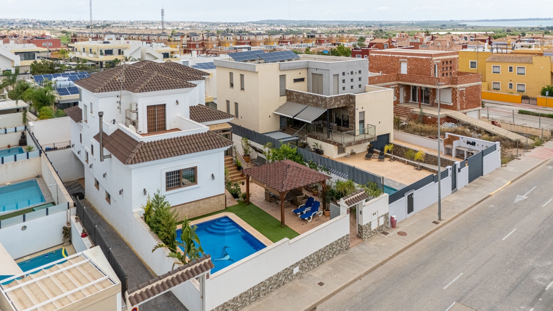 Återförsäljning - Villa - Los Montesinos - La Herada