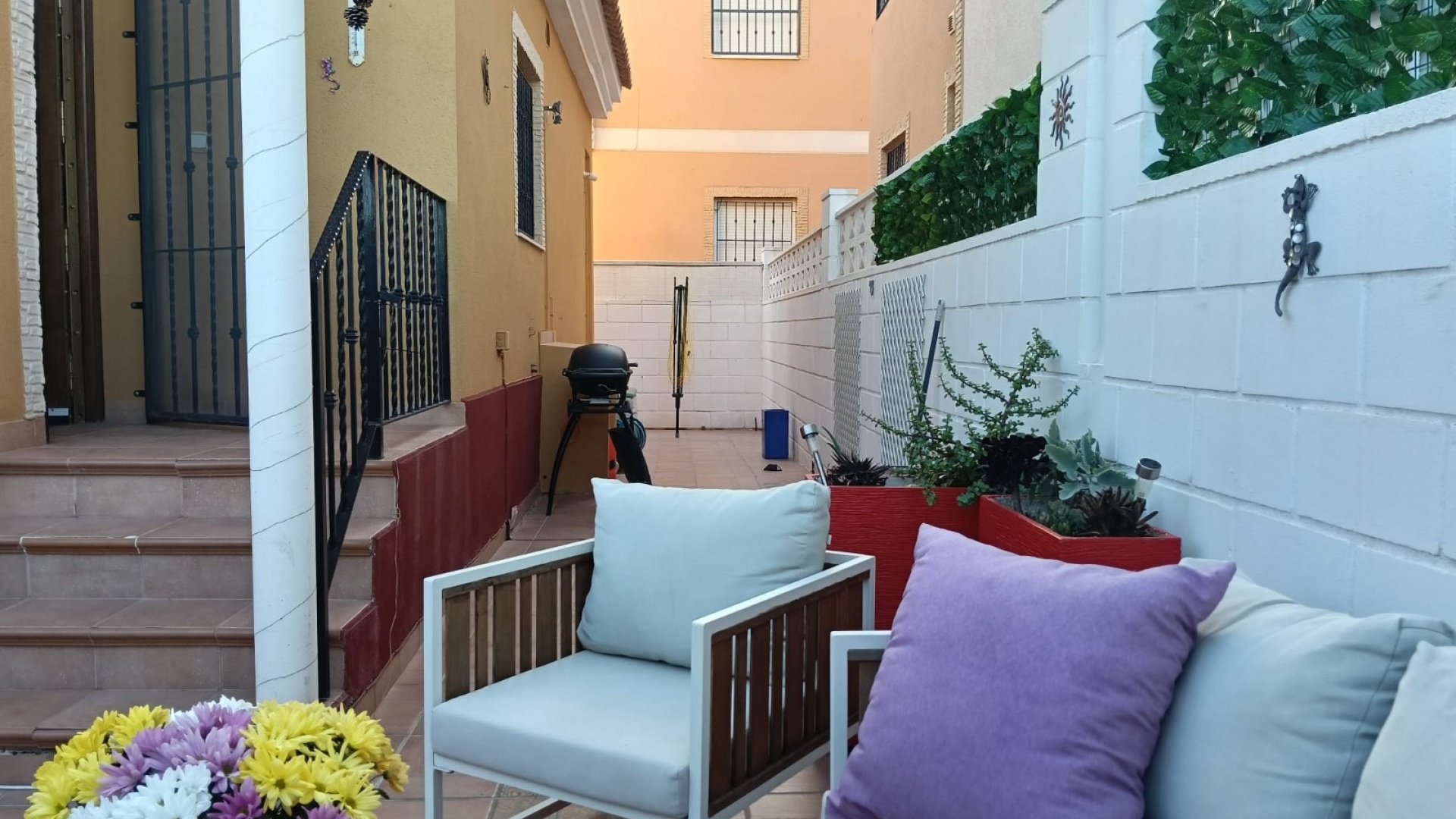 Återförsäljning - Villa - Los Montesinos - La Herrada