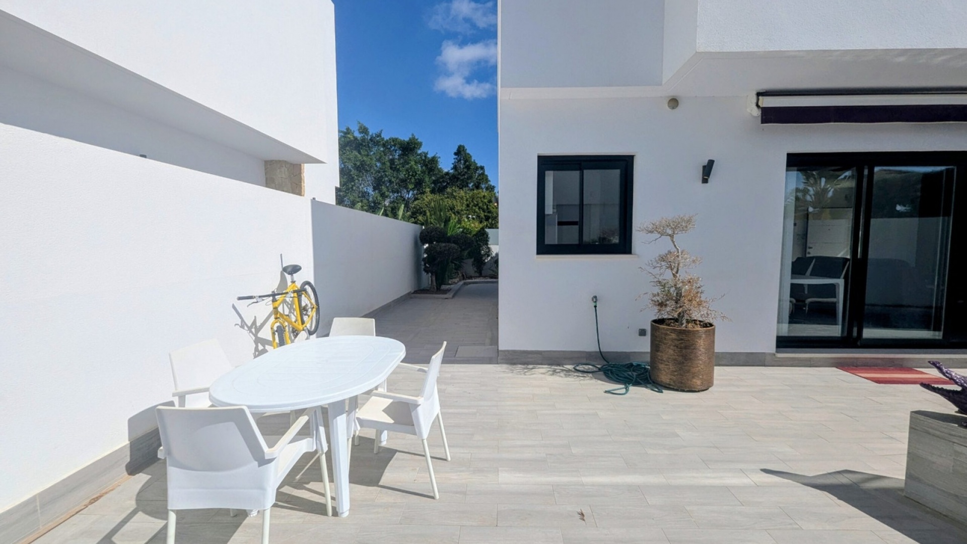 Återförsäljning - Villa - Los Montesinos - La Herrada
