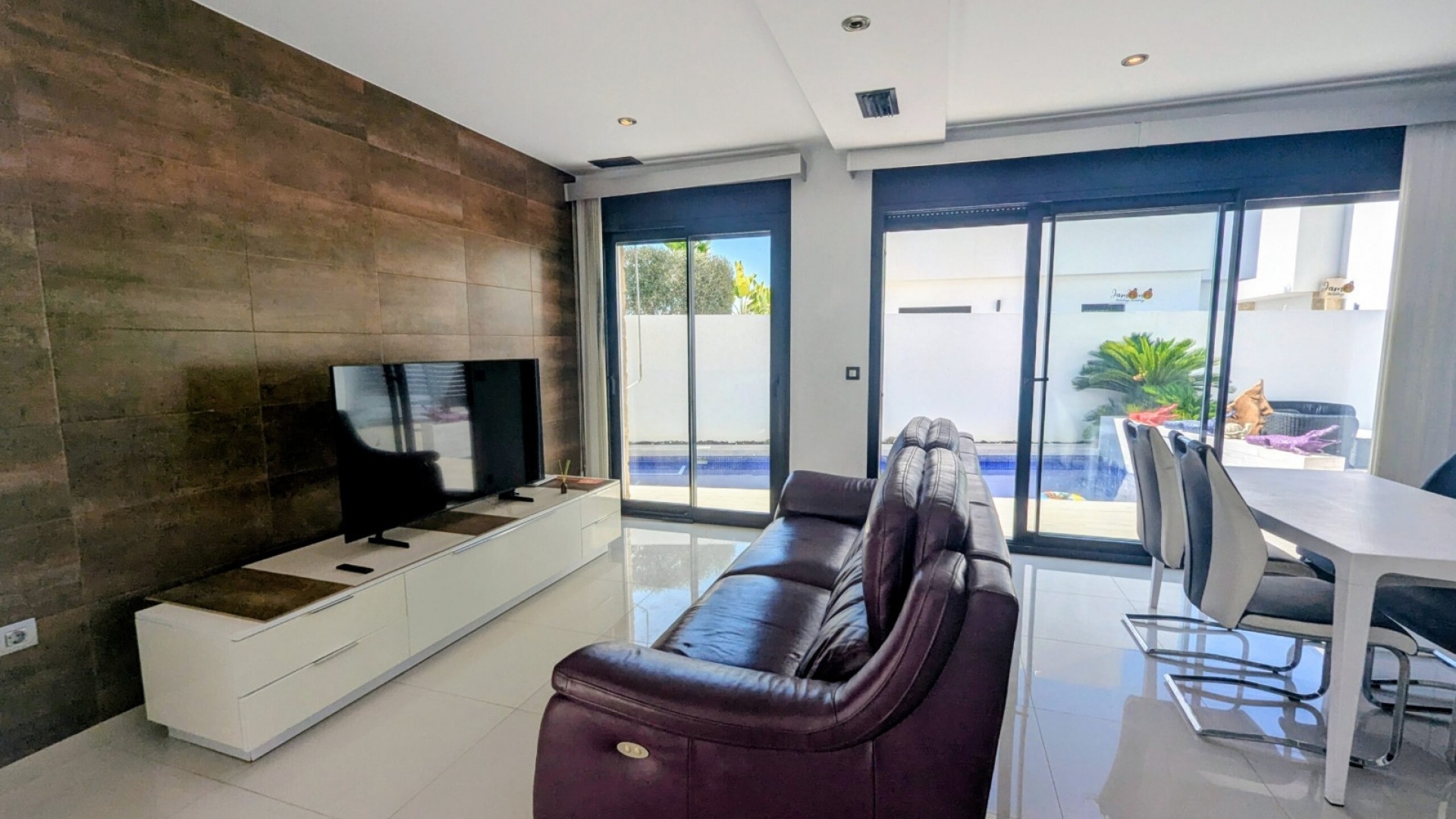 Återförsäljning - Villa - Los Montesinos - La Herrada