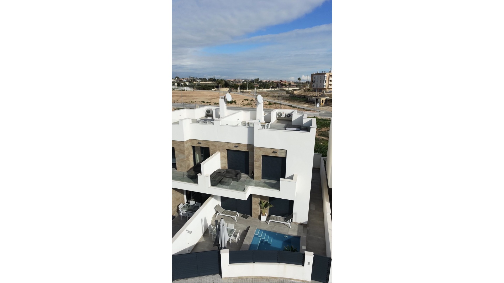 Återförsäljning - Villa - Los Montesinos - Los Montesinos Centro