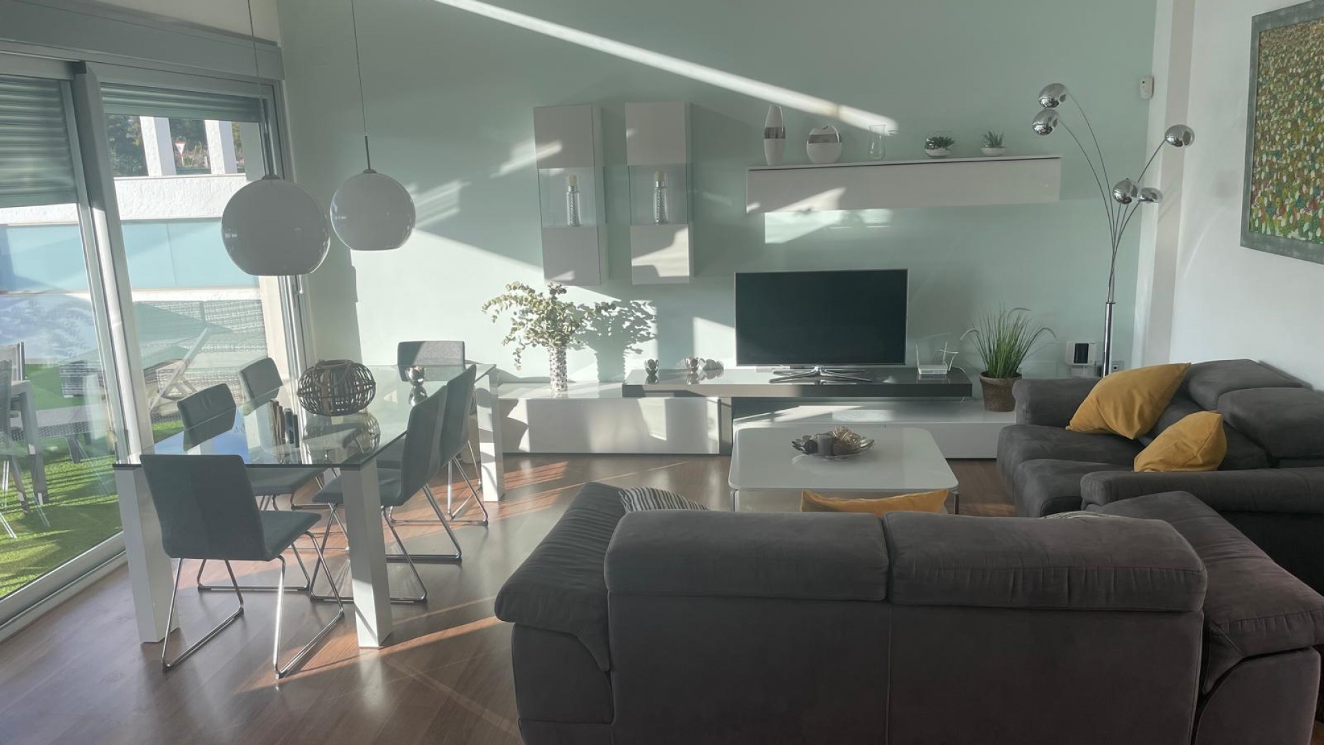 Återförsäljning - Villa - Mil Palmeras - Beachside Mil Palmeras