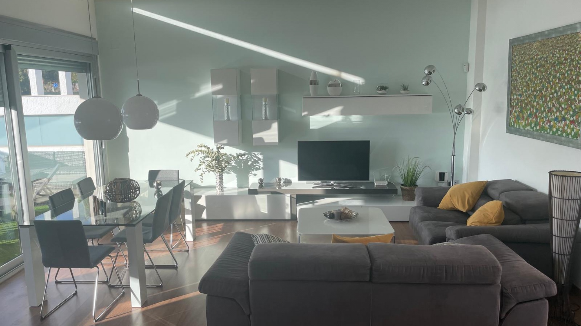 Återförsäljning - Villa - Mil Palmeras - Beachside Mil Palmeras