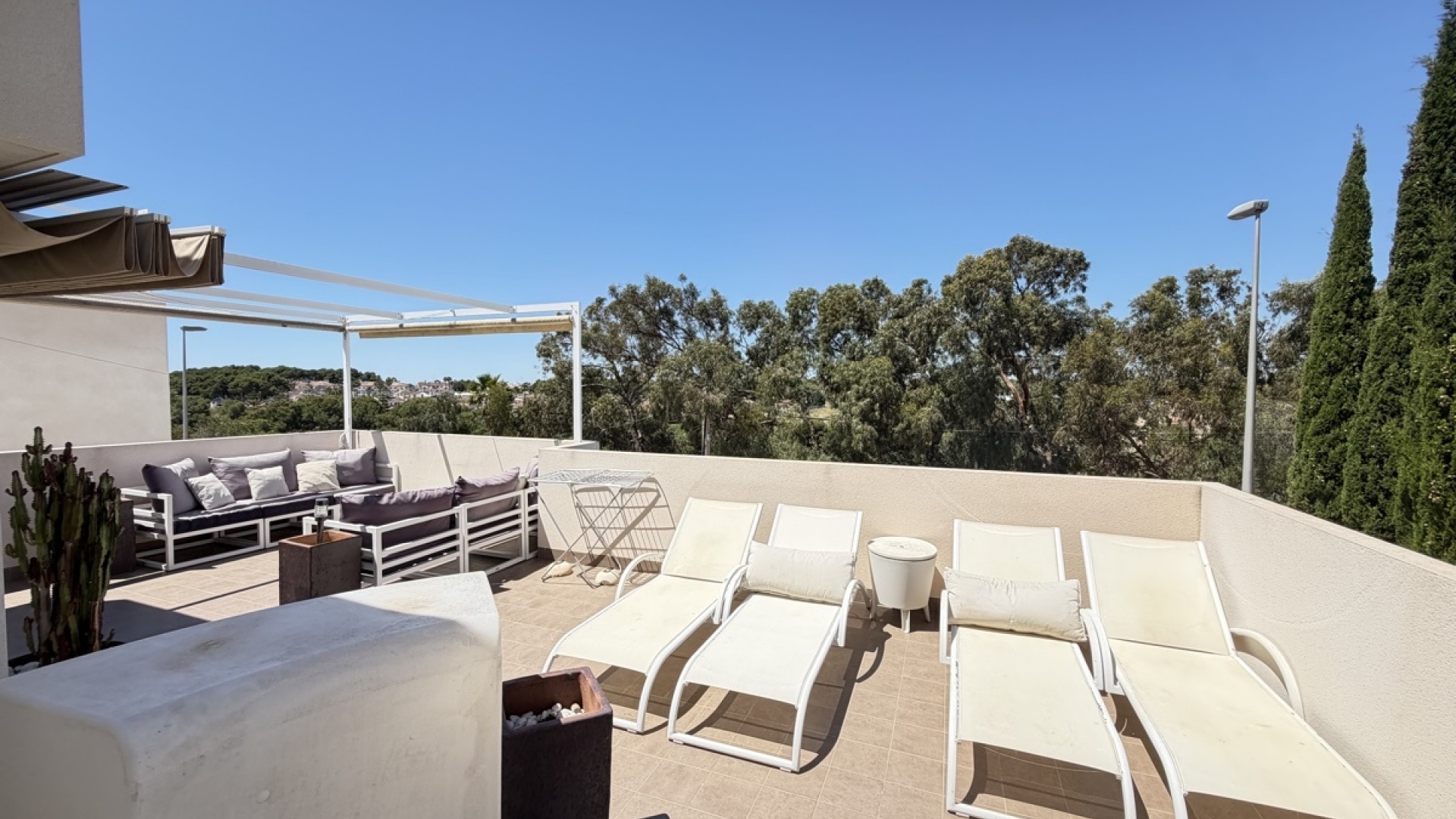 Återförsäljning - Villa - Mil Palmeras - Beachside Mil Palmeras