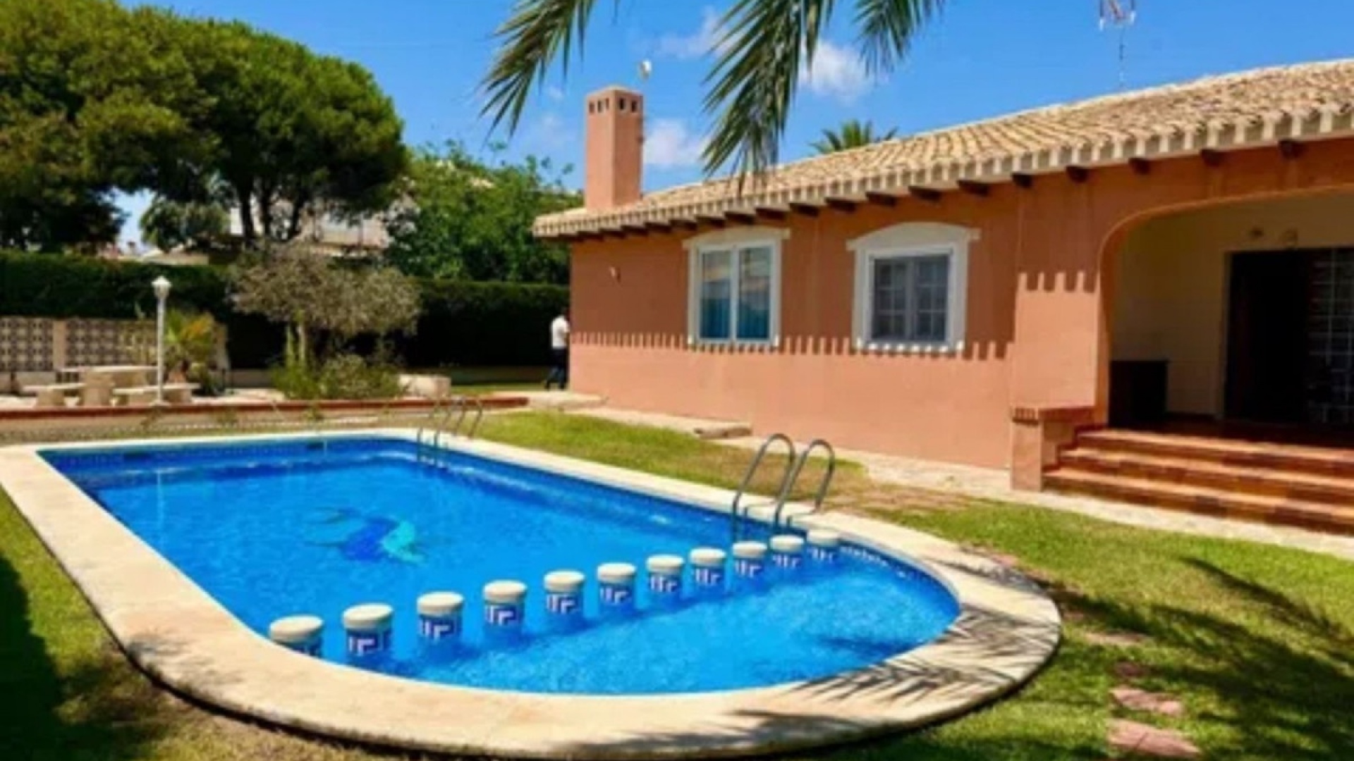 Återförsäljning - Villa - Orihuela - Cabo Roig