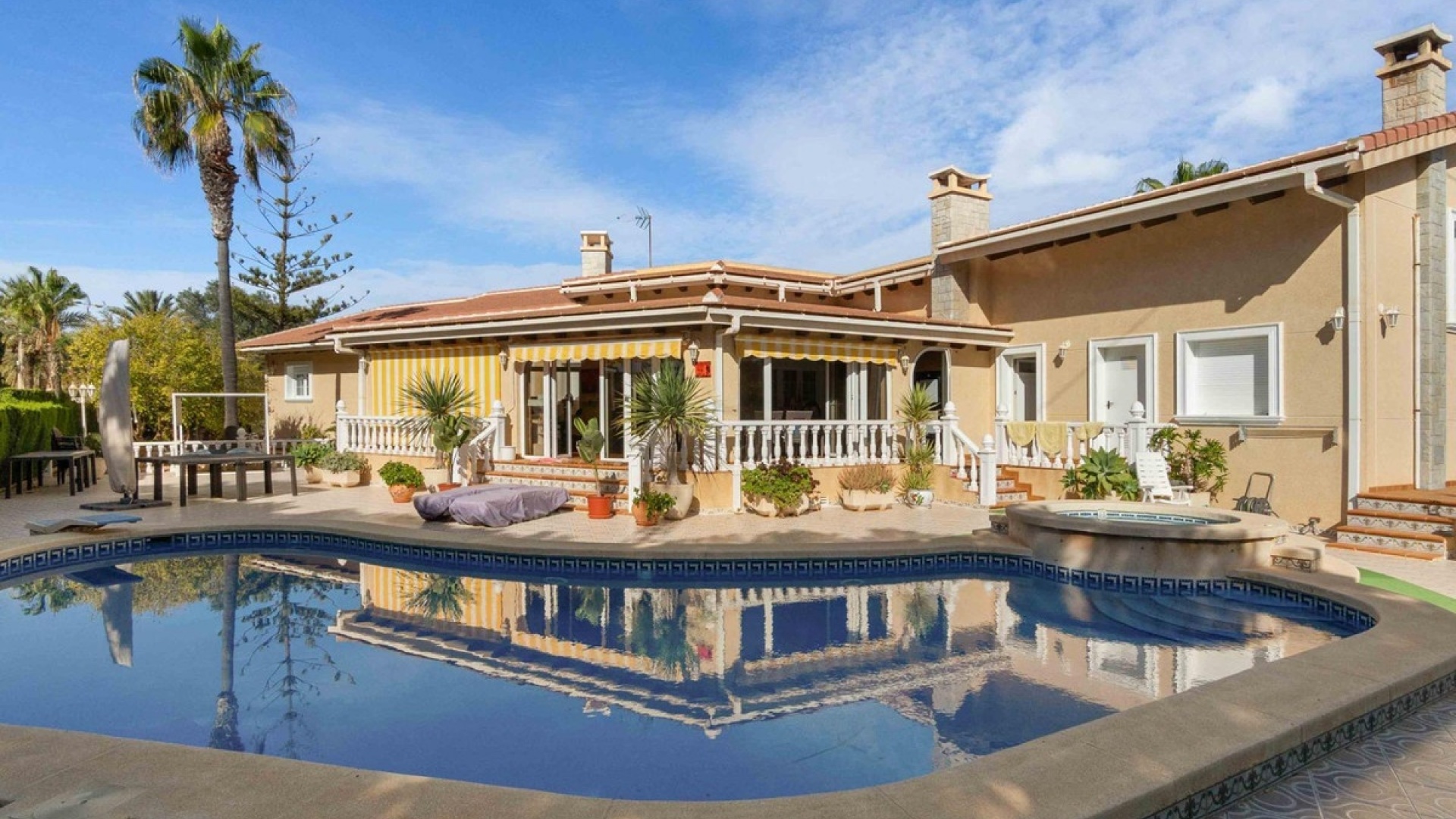 Återförsäljning - Villa - Orihuela - Cabo Roig