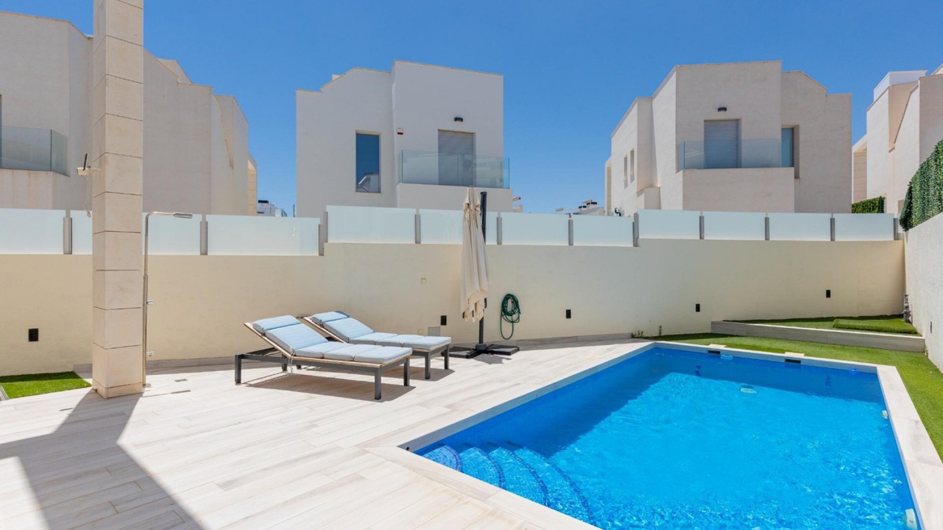 Återförsäljning - Villa - Orihuela - Cabo Roig