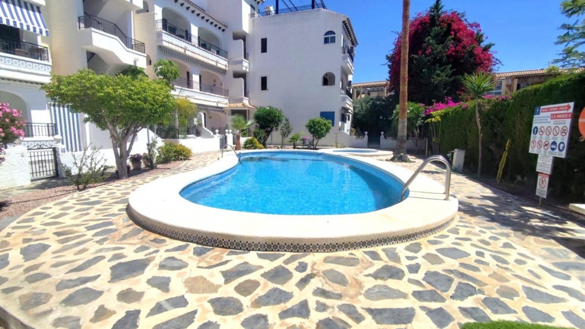 Återförsäljning - Villa - Orihuela - Cabo Roig
