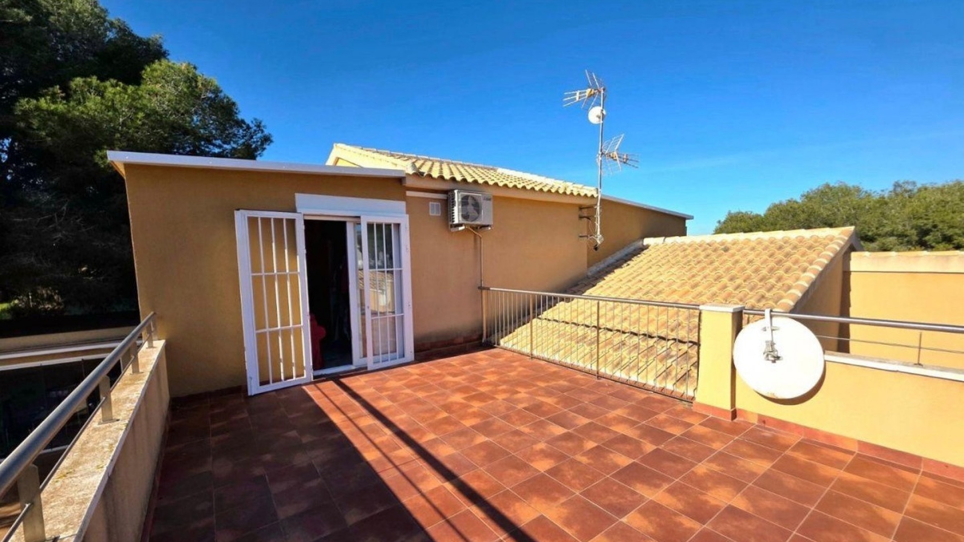 Återförsäljning - Villa - Orihuela - Campoamor