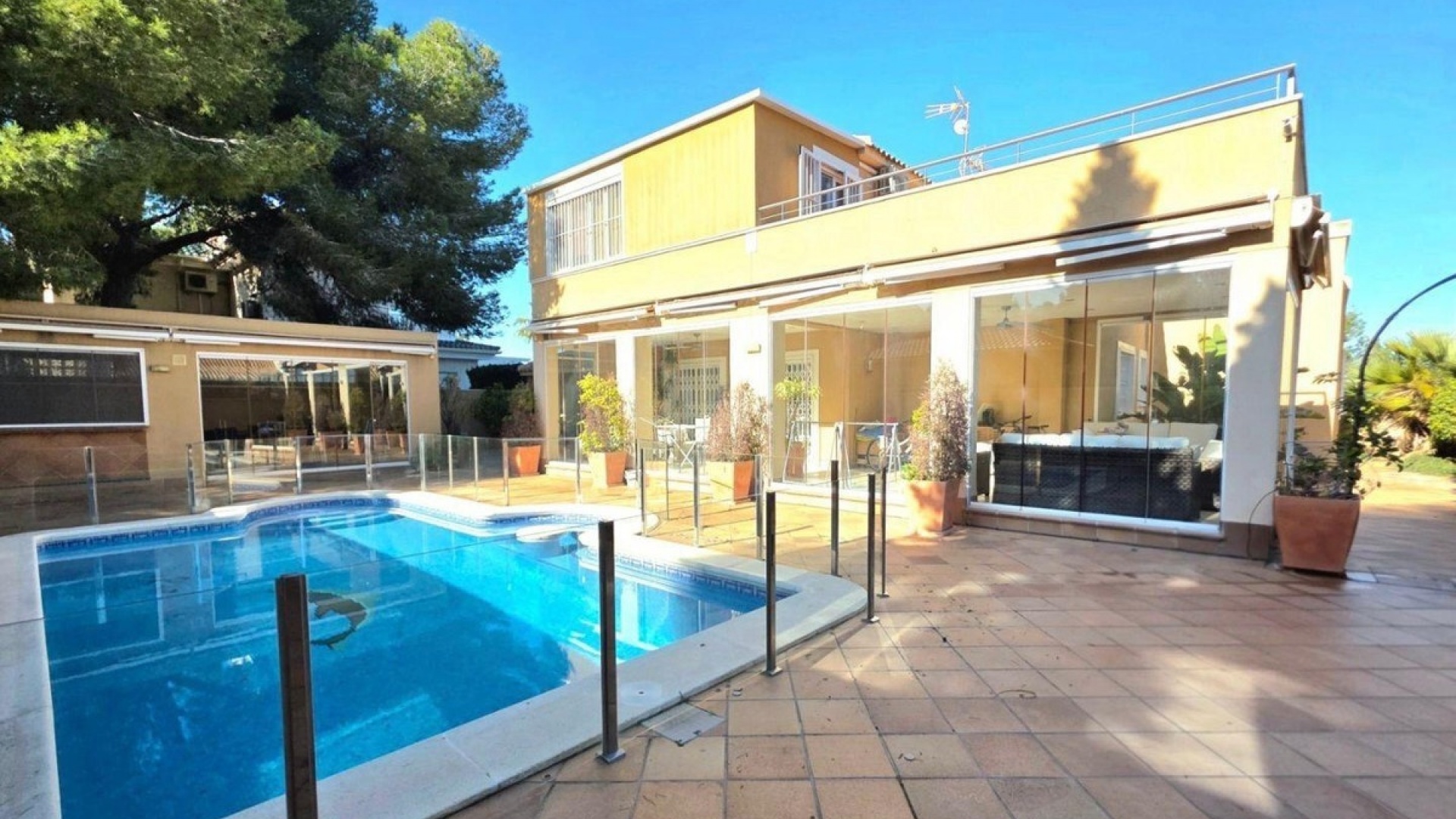 Återförsäljning - Villa - Orihuela - Campoamor