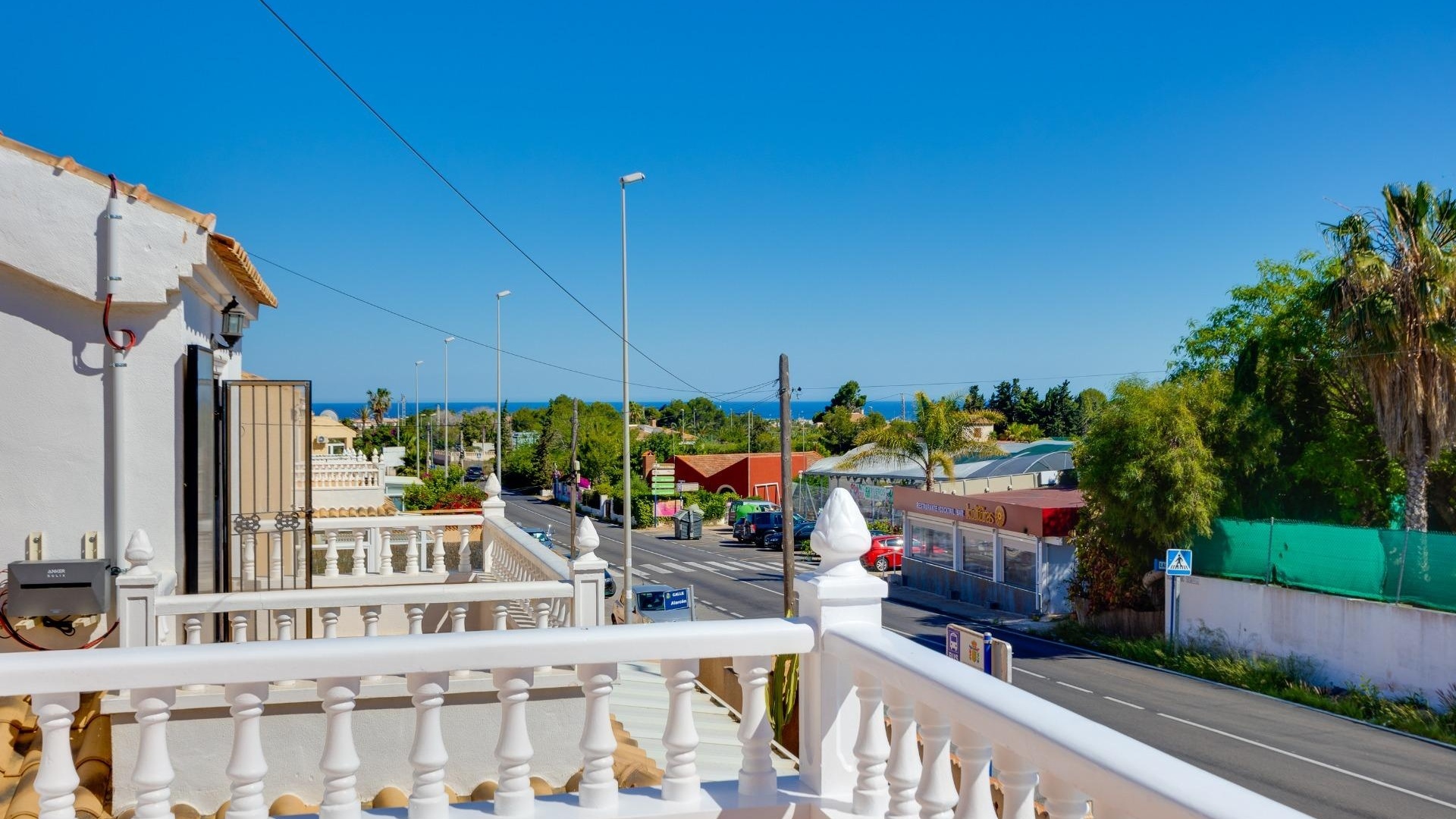 Återförsäljning - Villa - Orihuela Costa - Lomas de Don Juan