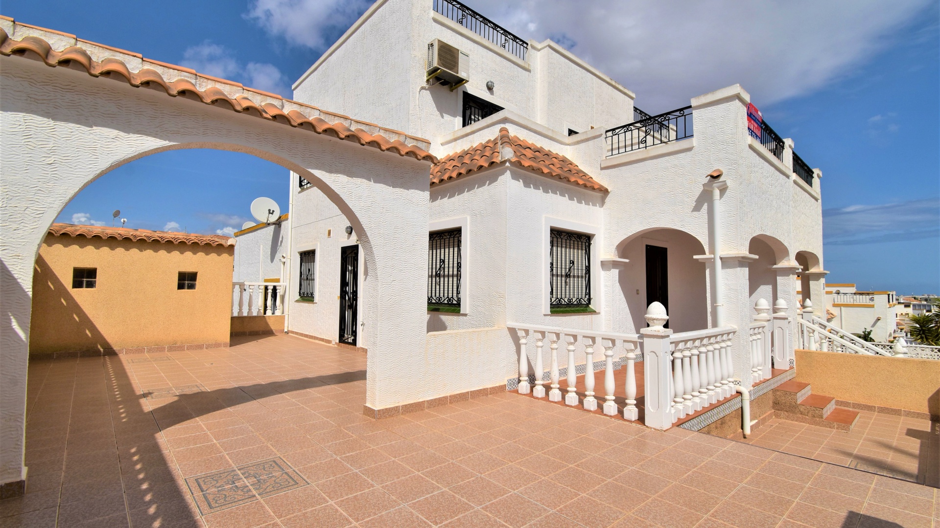 Återförsäljning - Villa - Orihuela Costa - Los Altos